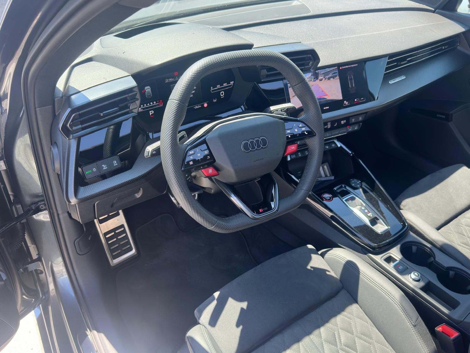 AUDI RS3 Sportback 2.5 TSI quattro S-tronic-image-5