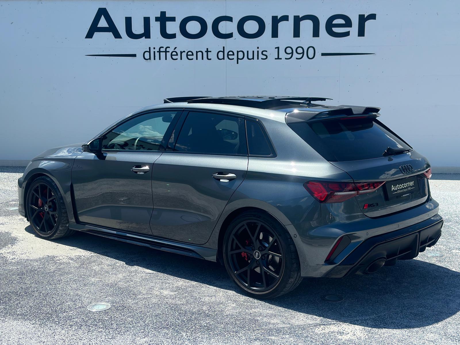 AUDI RS3 Sportback 2.5 TSI quattro S-tronic-showroom-element-2