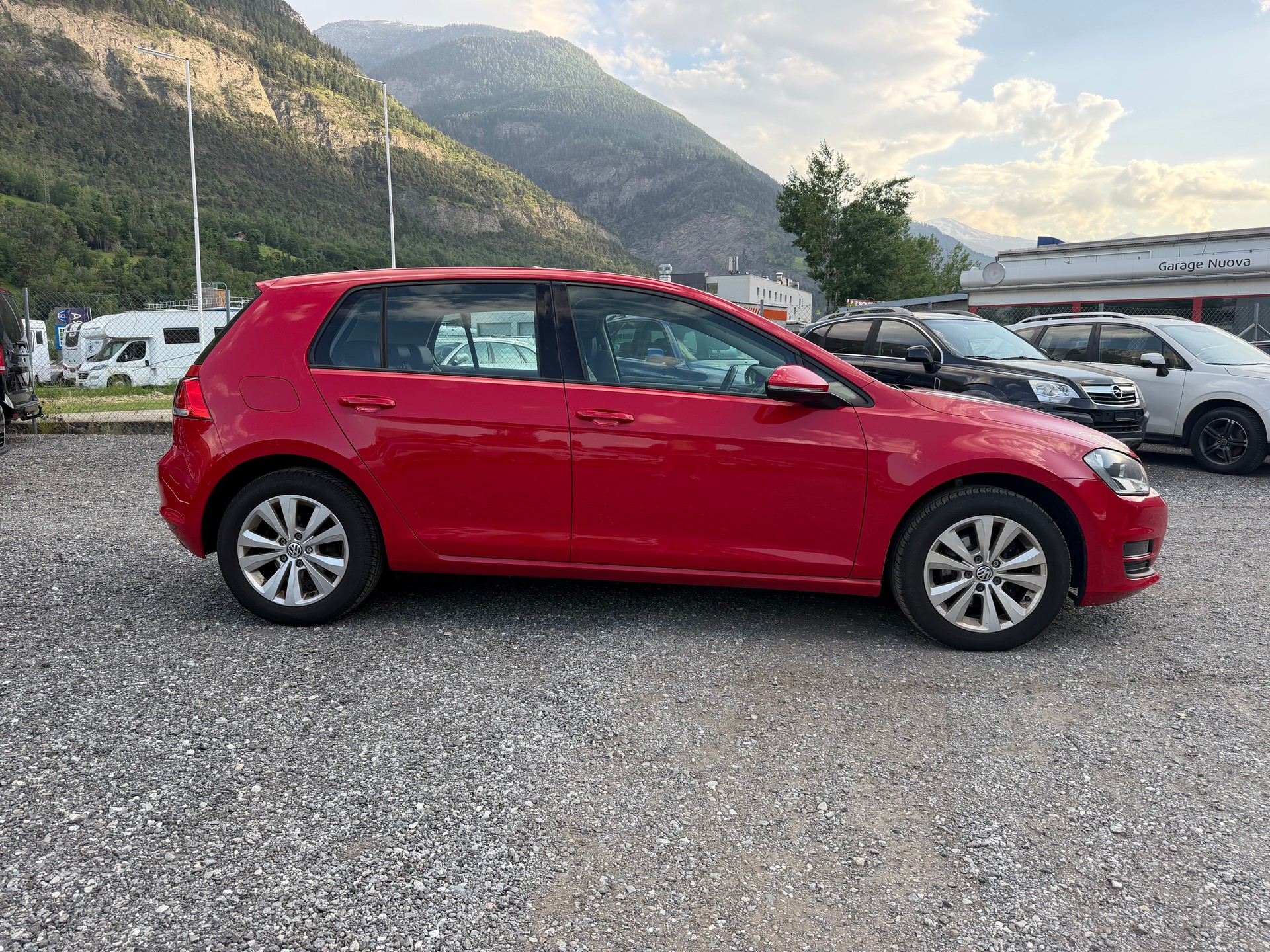 VW Golf 1.6 TDI Cup 4Motion-image-4