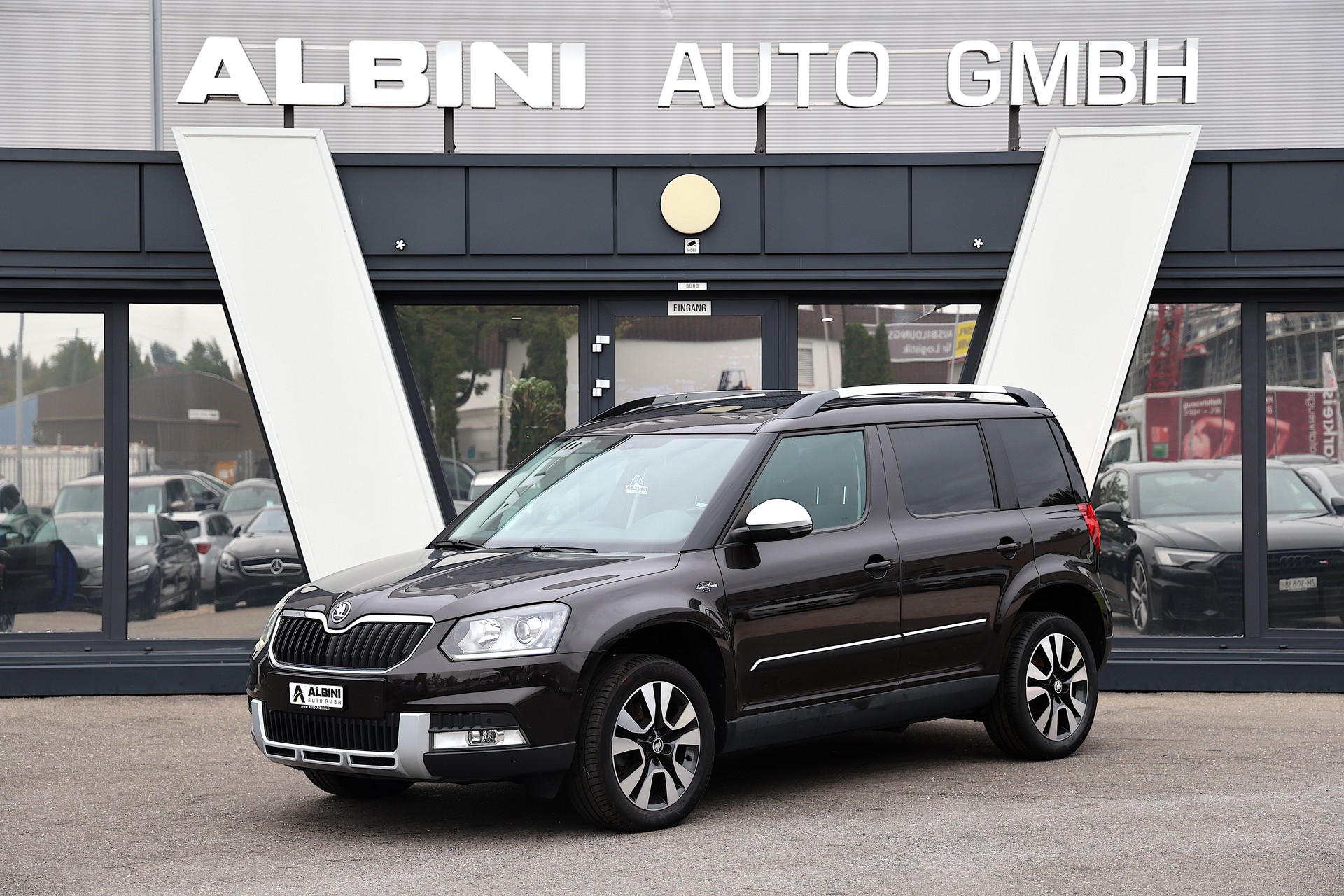 SKODA Yeti Outdoor 2.0 TDI L&K 4x4 DSG-image-0