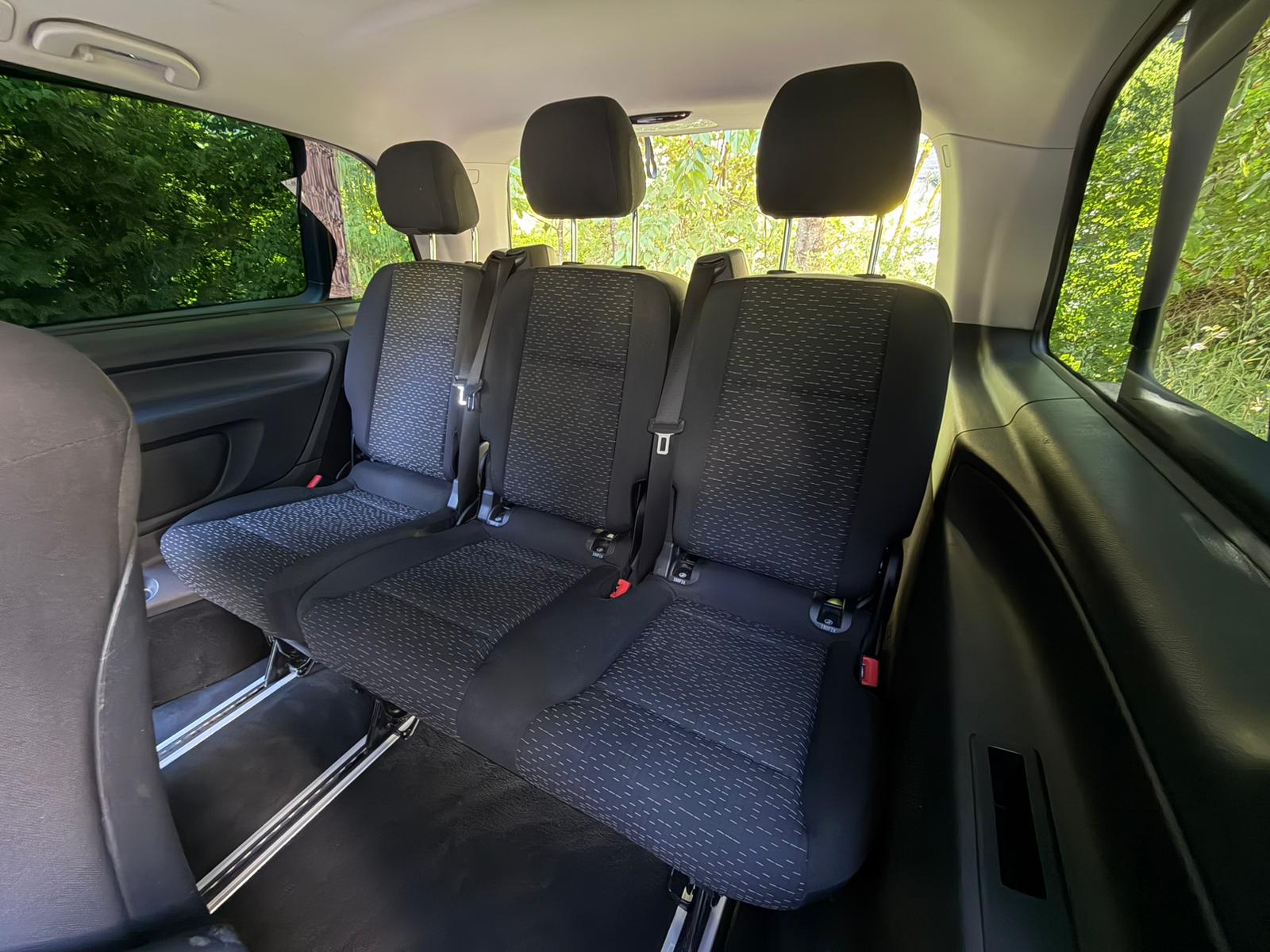 MERCEDES-BENZ Vito 116 CDI Lang Select Tourer 4Matic 9G-Tronic-image-14