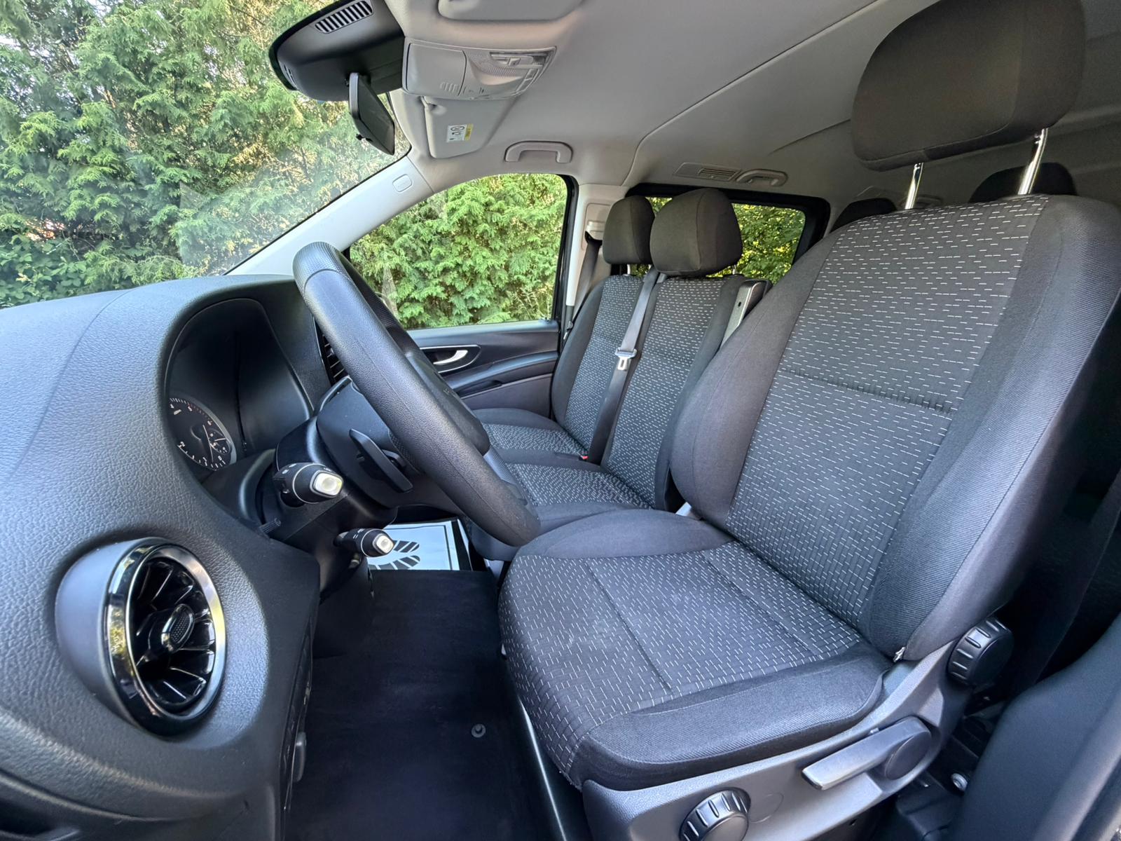 MERCEDES-BENZ Vito 116 CDI Lang Select Tourer 4Matic 9G-Tronic-image-11