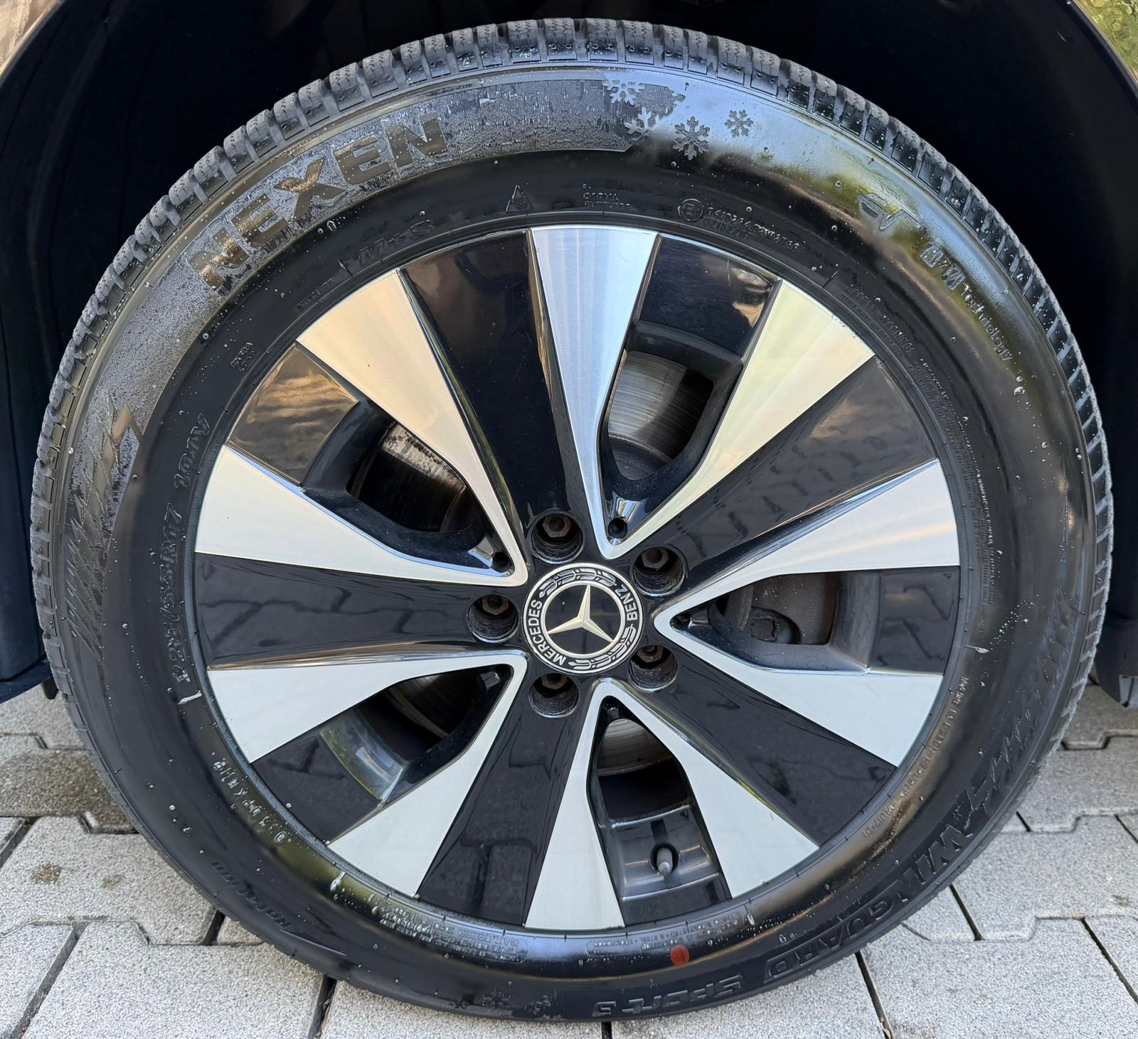 MERCEDES-BENZ Vito 116 CDI Lang Select Tourer 4Matic 9G-Tronic-image-8