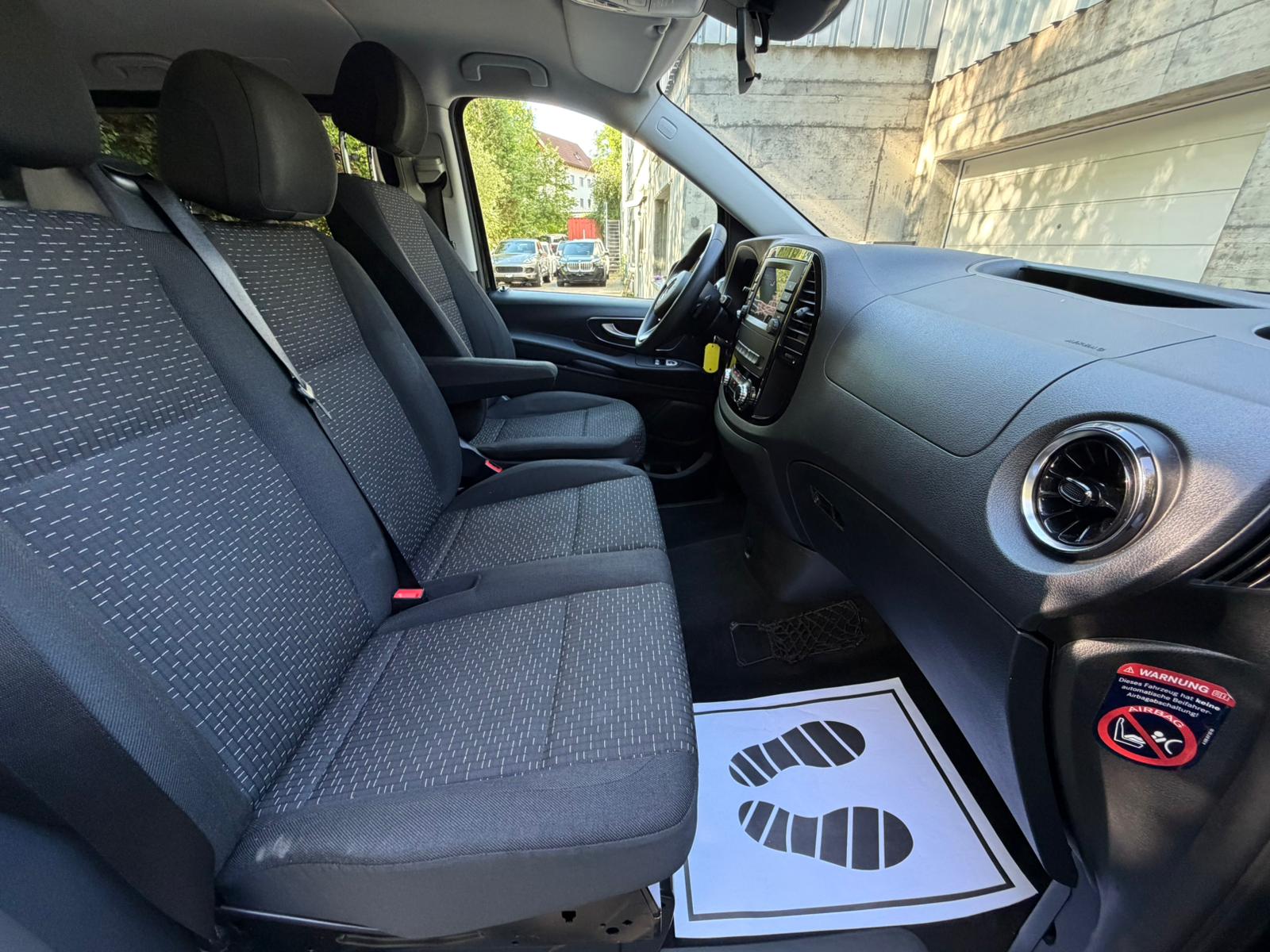 MERCEDES-BENZ Vito 116 CDI Lang Select Tourer 4Matic 9G-Tronic-image-20