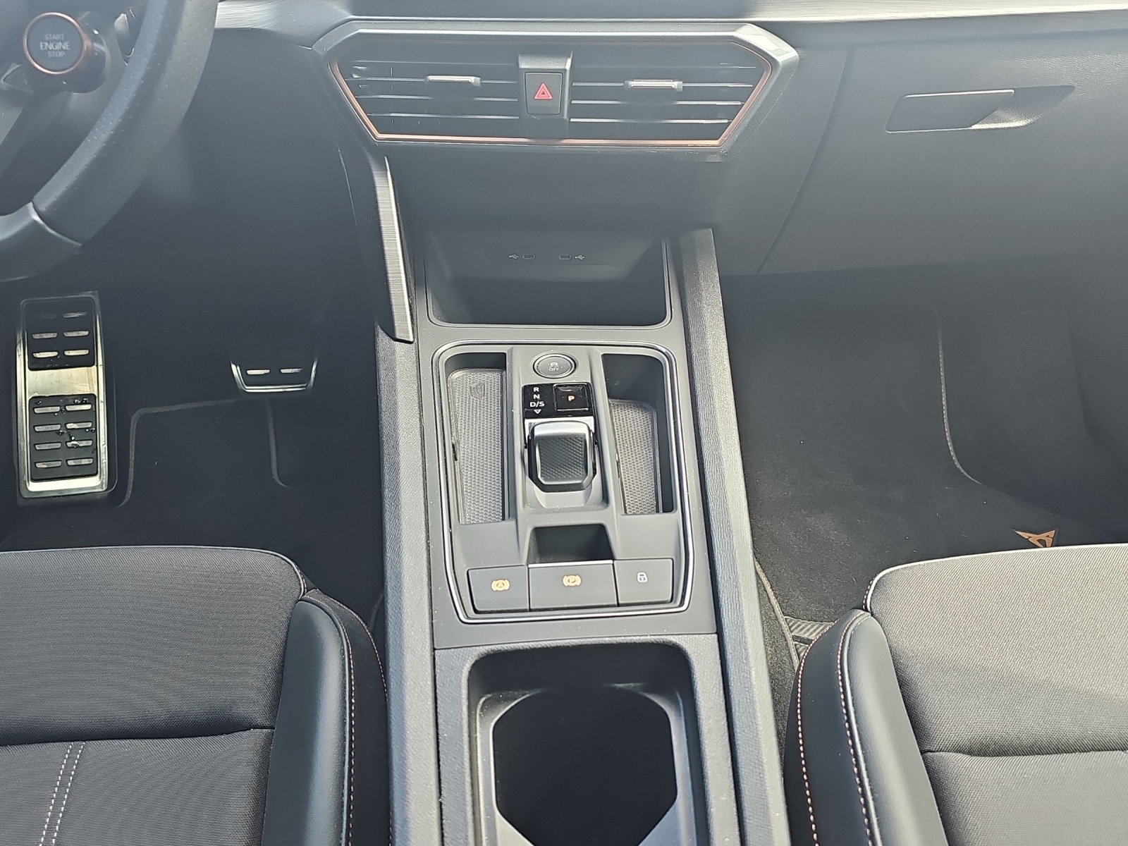 CUPRA LEON VZ 2.0 TSI DSG-image-8