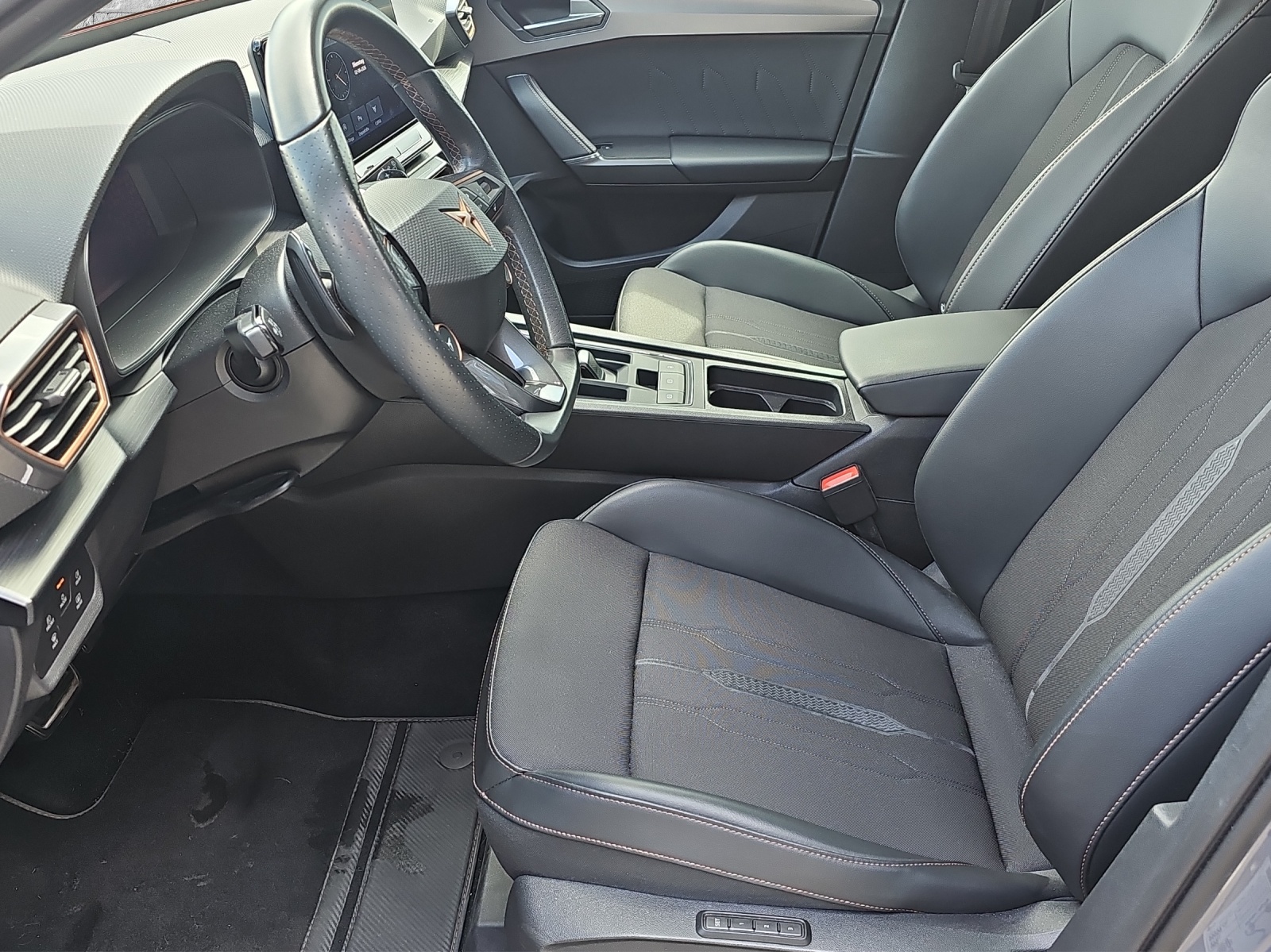 CUPRA LEON VZ 2.0 TSI DSG-image-6
