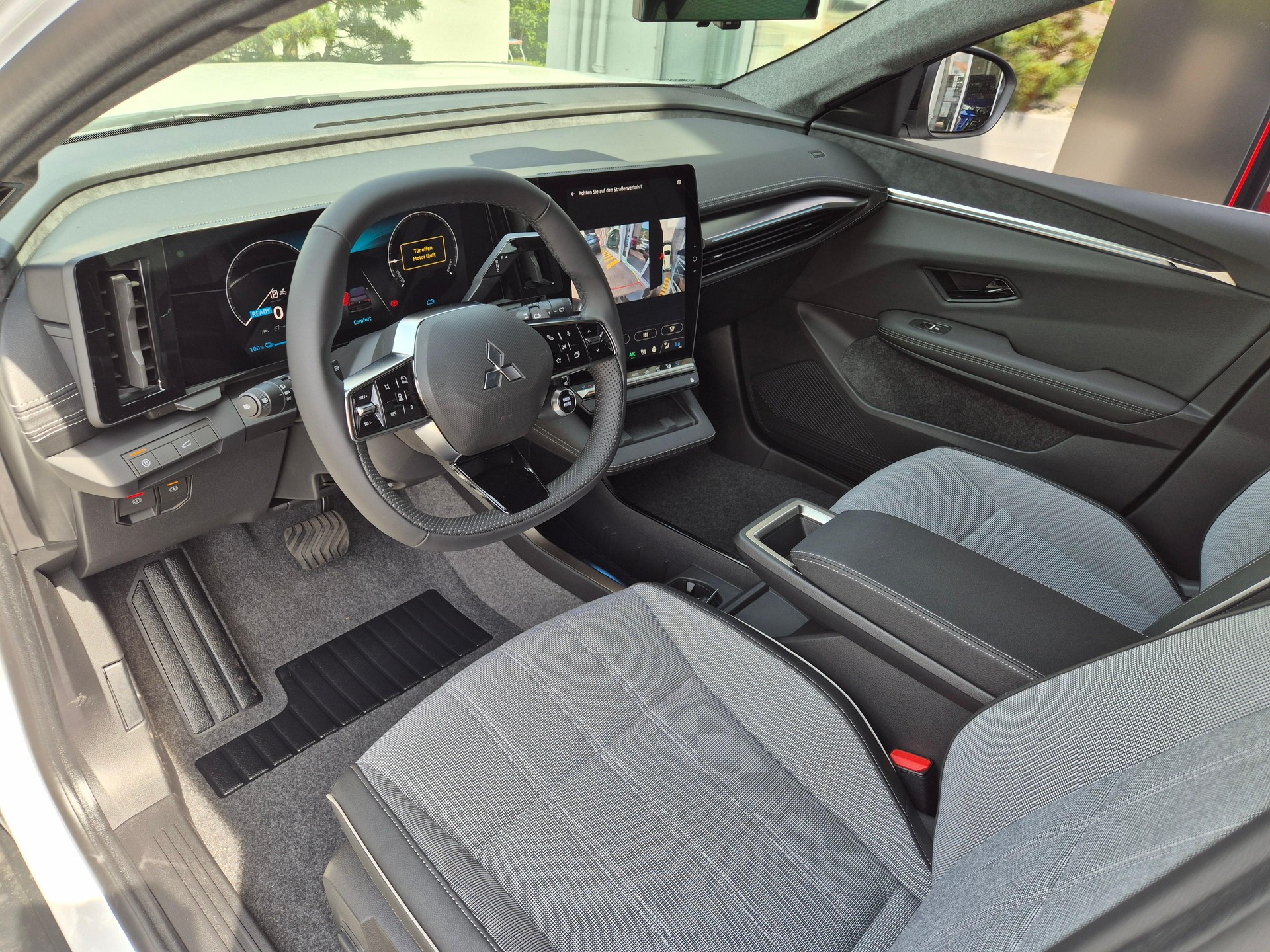 MITSUBISHI Eclipse Cross Intense+-image-5