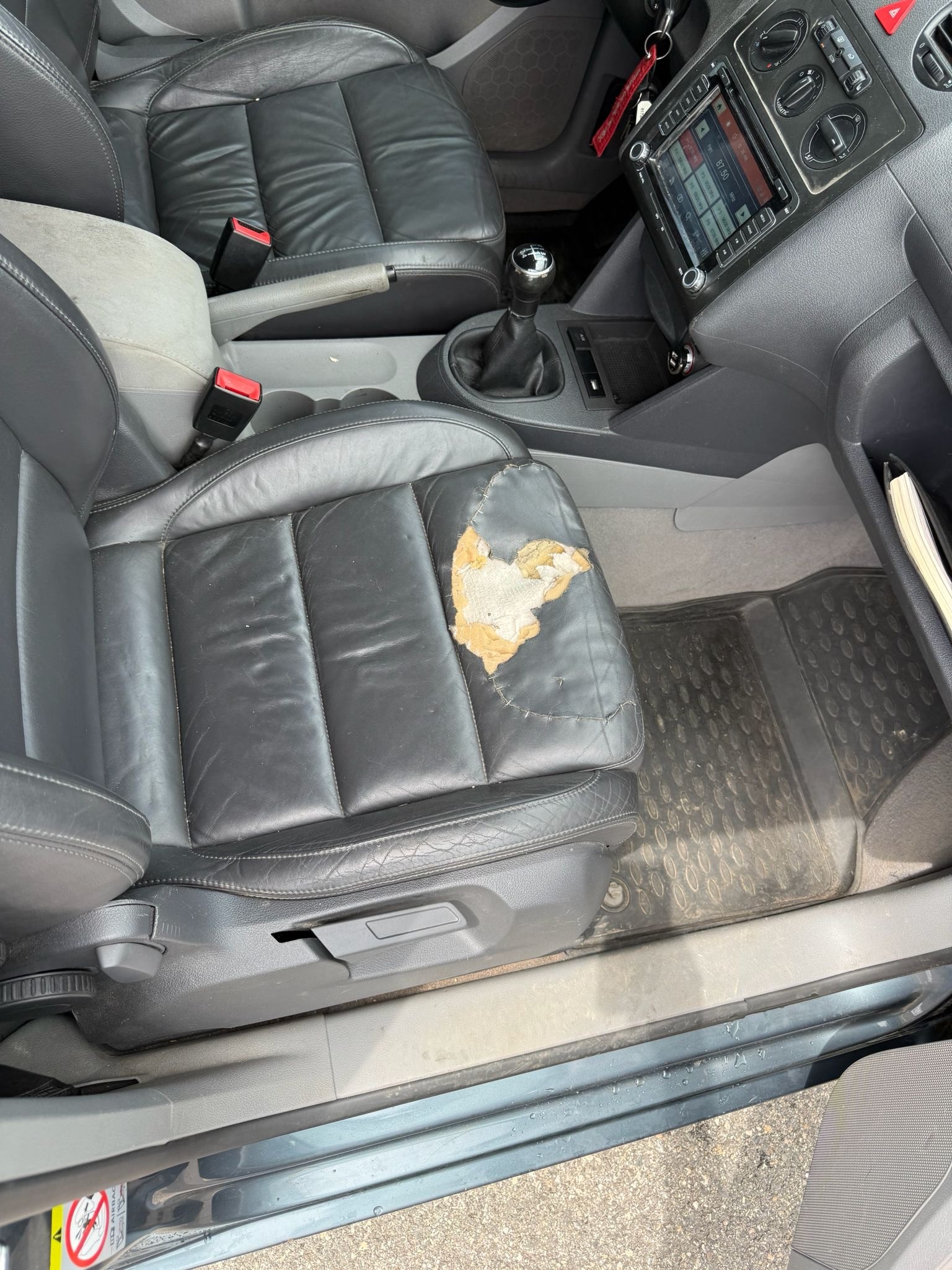 VW Caddy 1.6-image-7