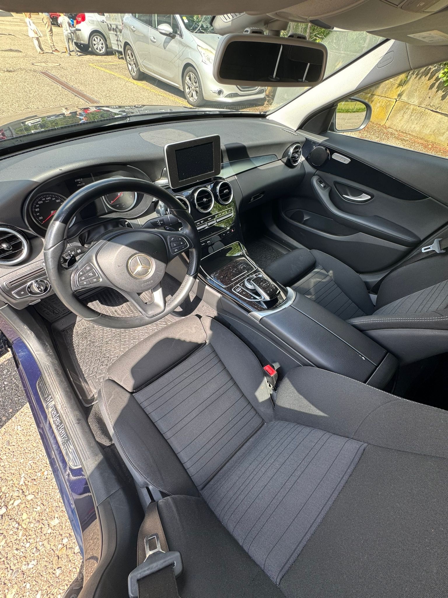 MERCEDES-BENZ C 220 d 4Matic 7G-Tronic-image-6