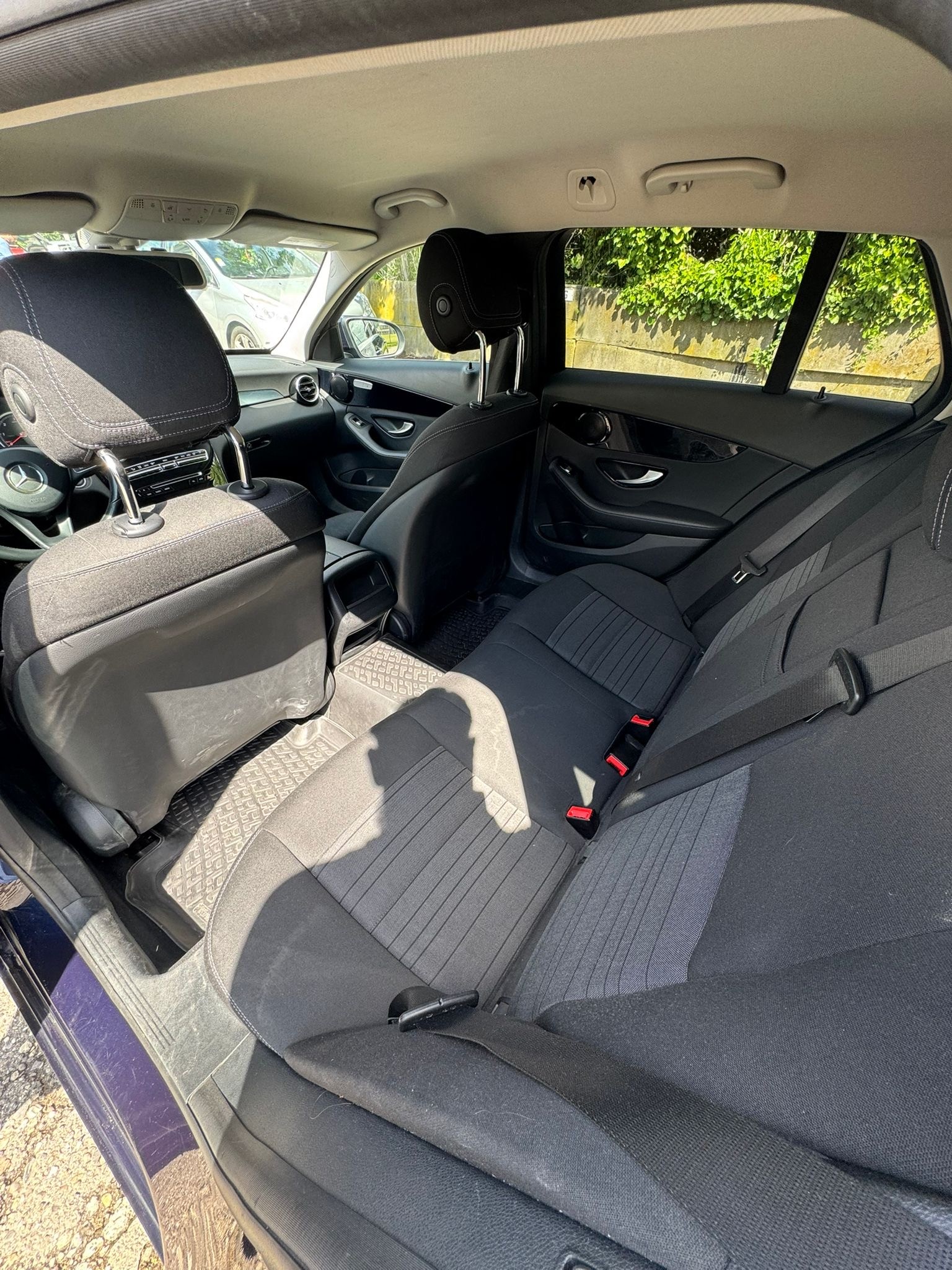 MERCEDES-BENZ C 220 d 4Matic 7G-Tronic-image-7