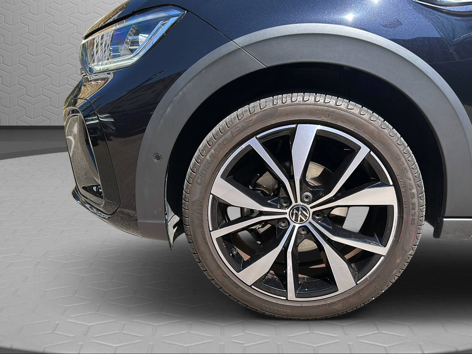 VW Taigo 1.5 TSI R-Line DSG-image-8