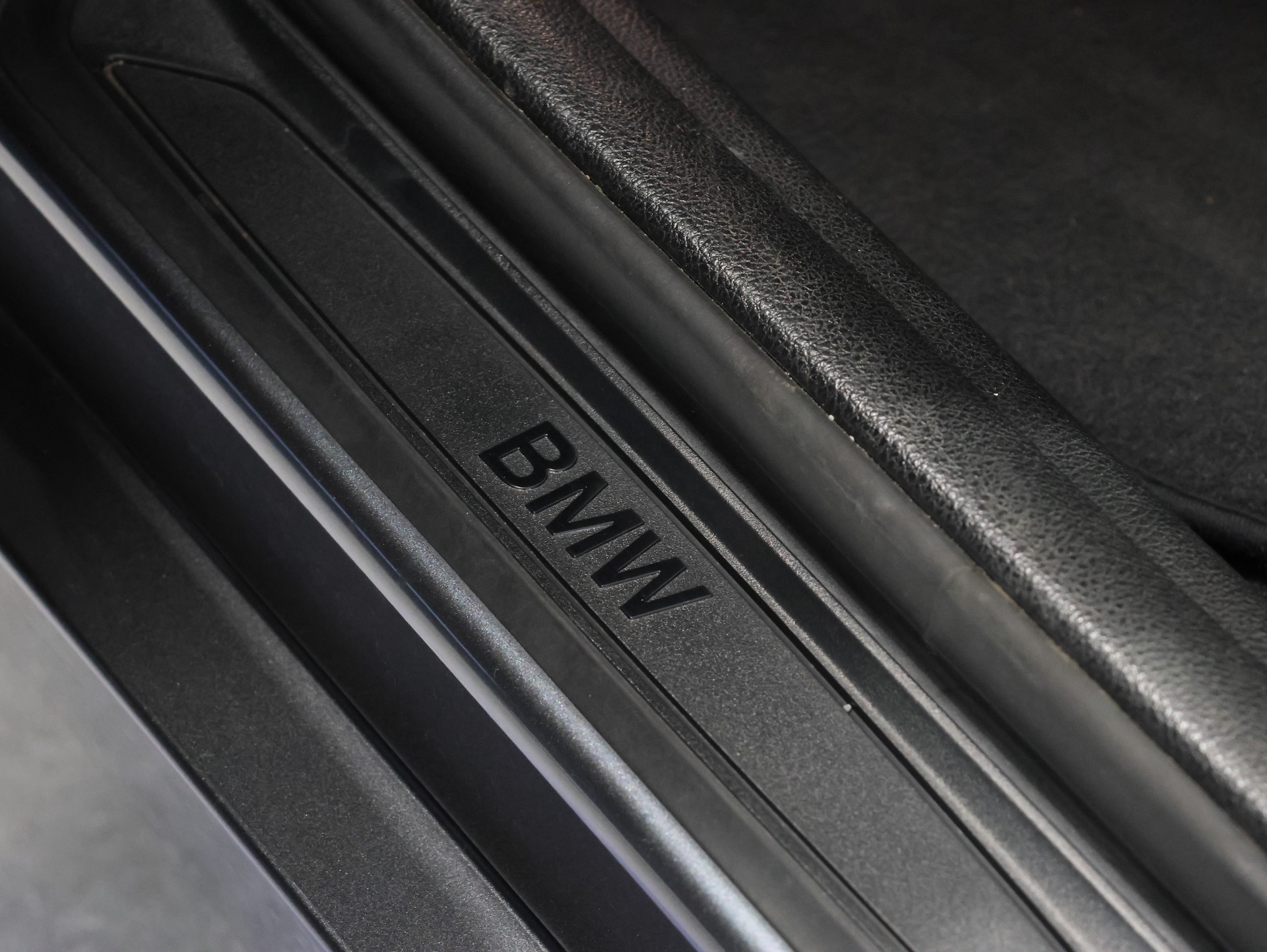 BMW 118i M Sport Steptronic *Rückfahrkamera* *M Packet* *Klima*-image-17