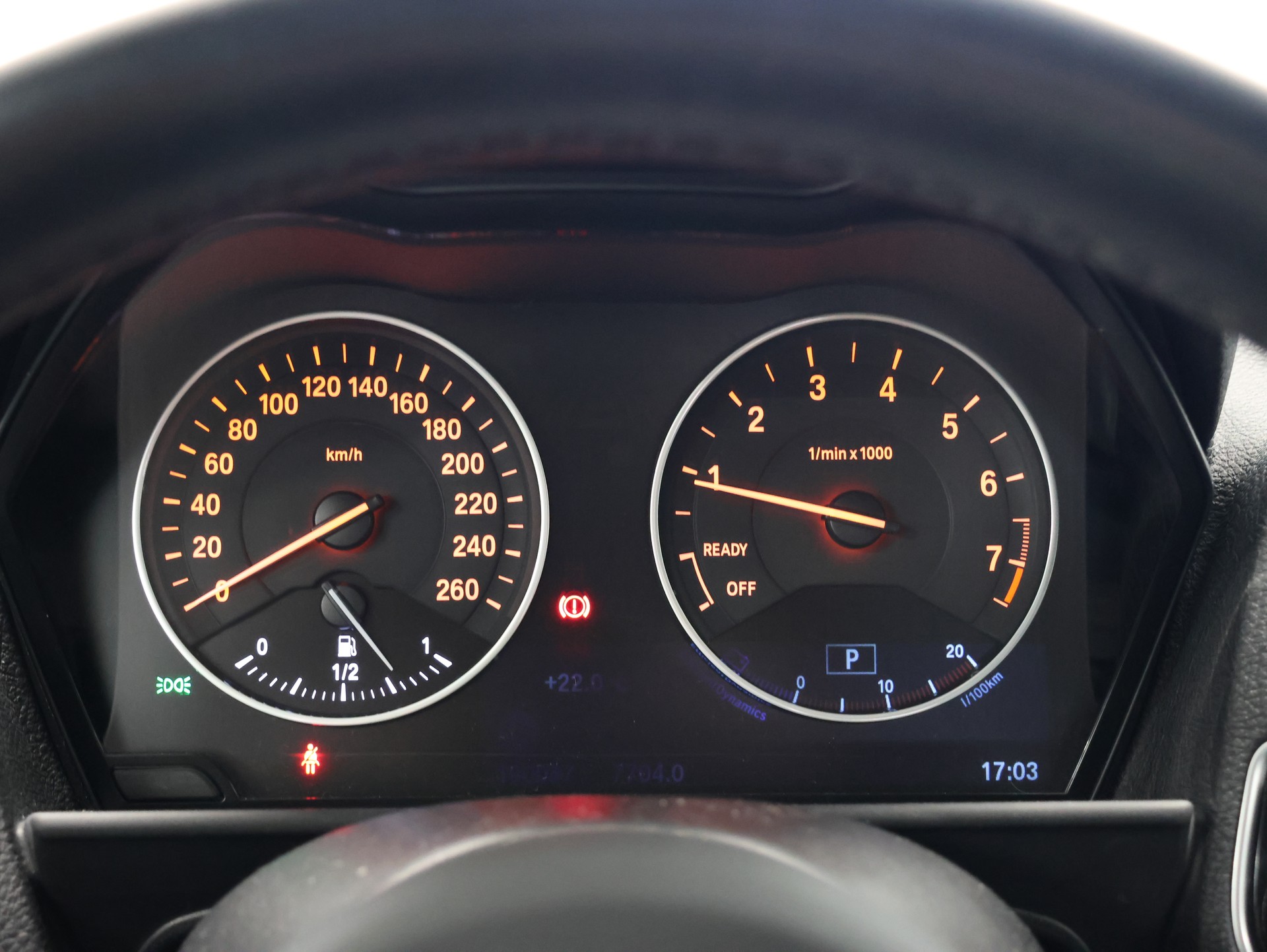BMW 118i M Sport Steptronic *Rückfahrkamera* *M Packet* *Klima*-image-22
