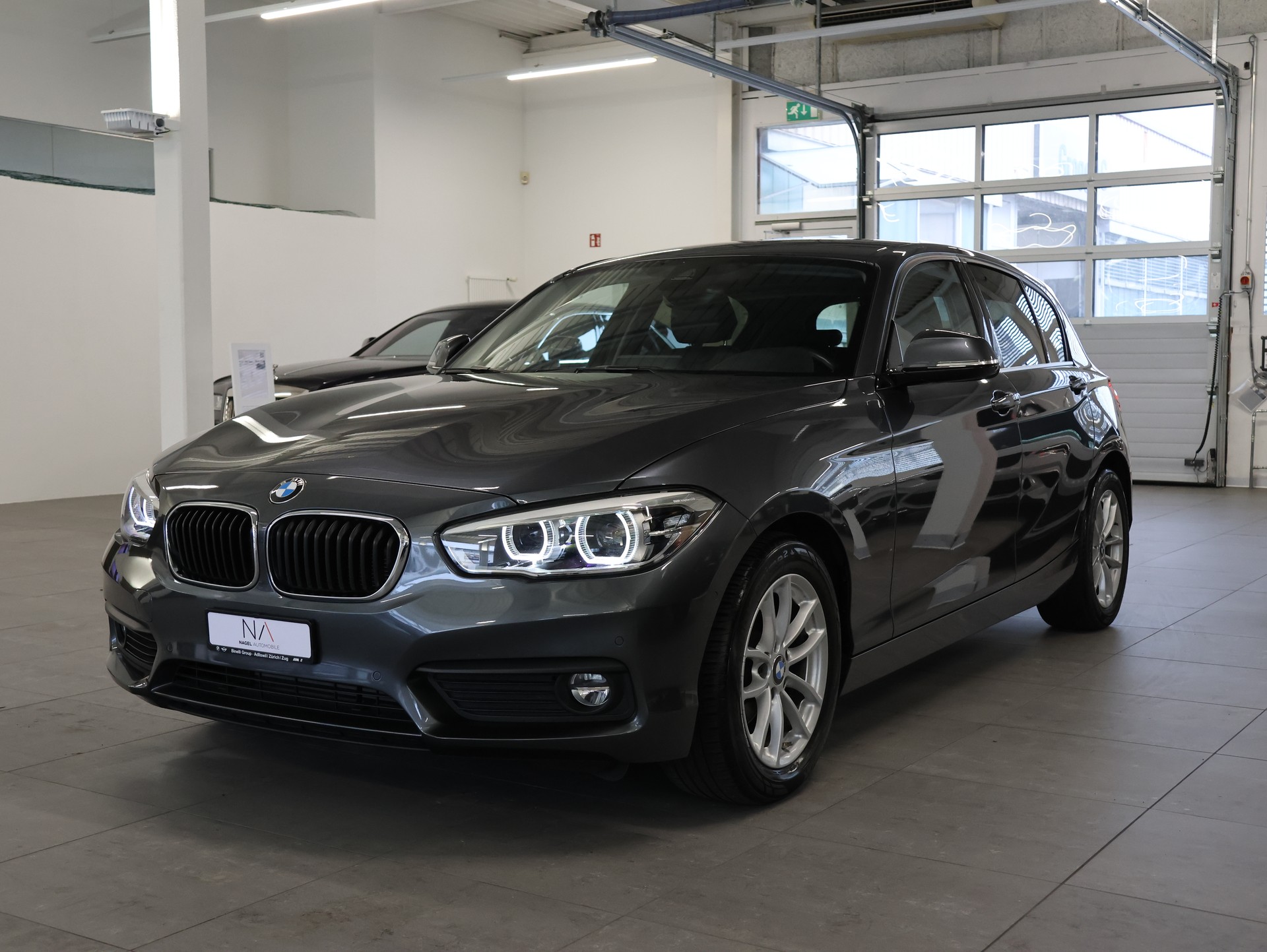 BMW 118i M Sport Steptronic *Rückfahrkamera* *M Packet* *Klima*-image-3