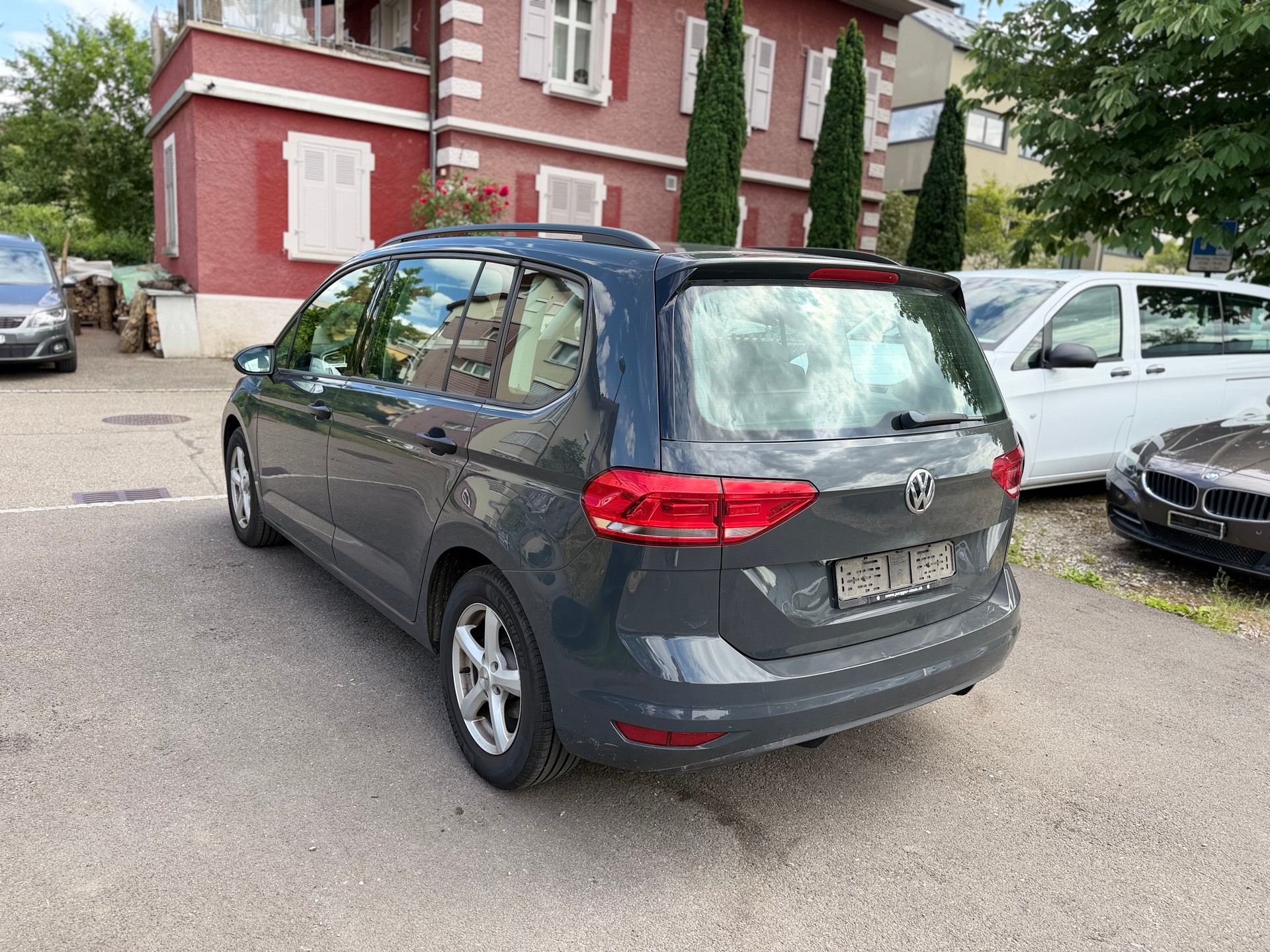 VW Touran 1.6 TDI BlueMotion Technology Comfortline-image-2