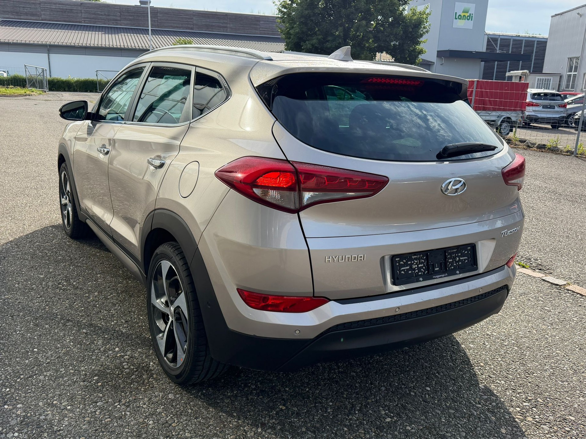 HYUNDAI Tucson 1.7 CRDI DCT7-image-2