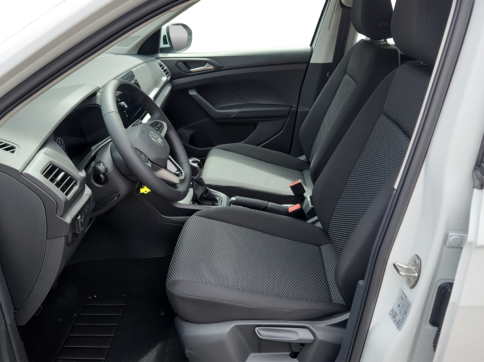 VW T-Cross 1.0 TSI-image-8