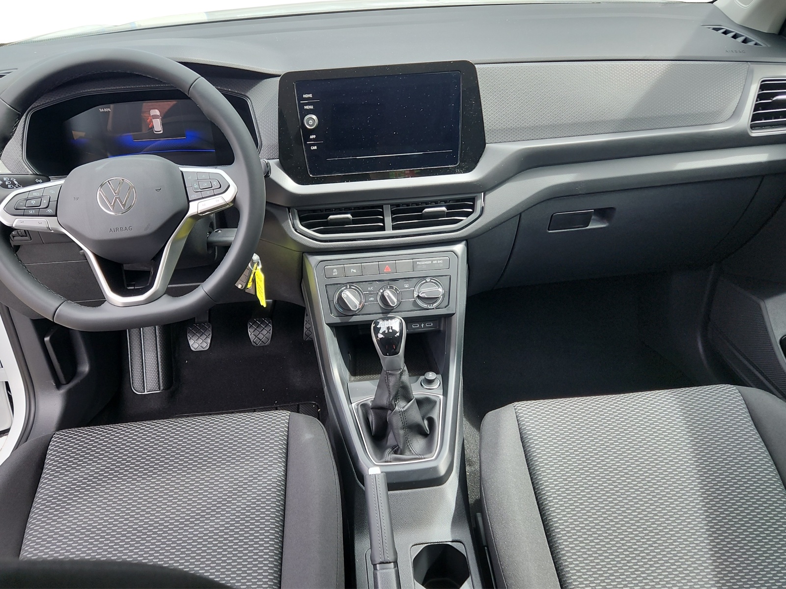 VW T-Cross 1.0 TSI-image-10