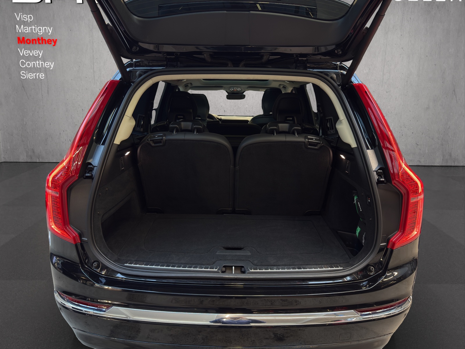 VOLVO XC90 T8 eAWD PluginHybrid Ultimate Bright Geartronic-image-15