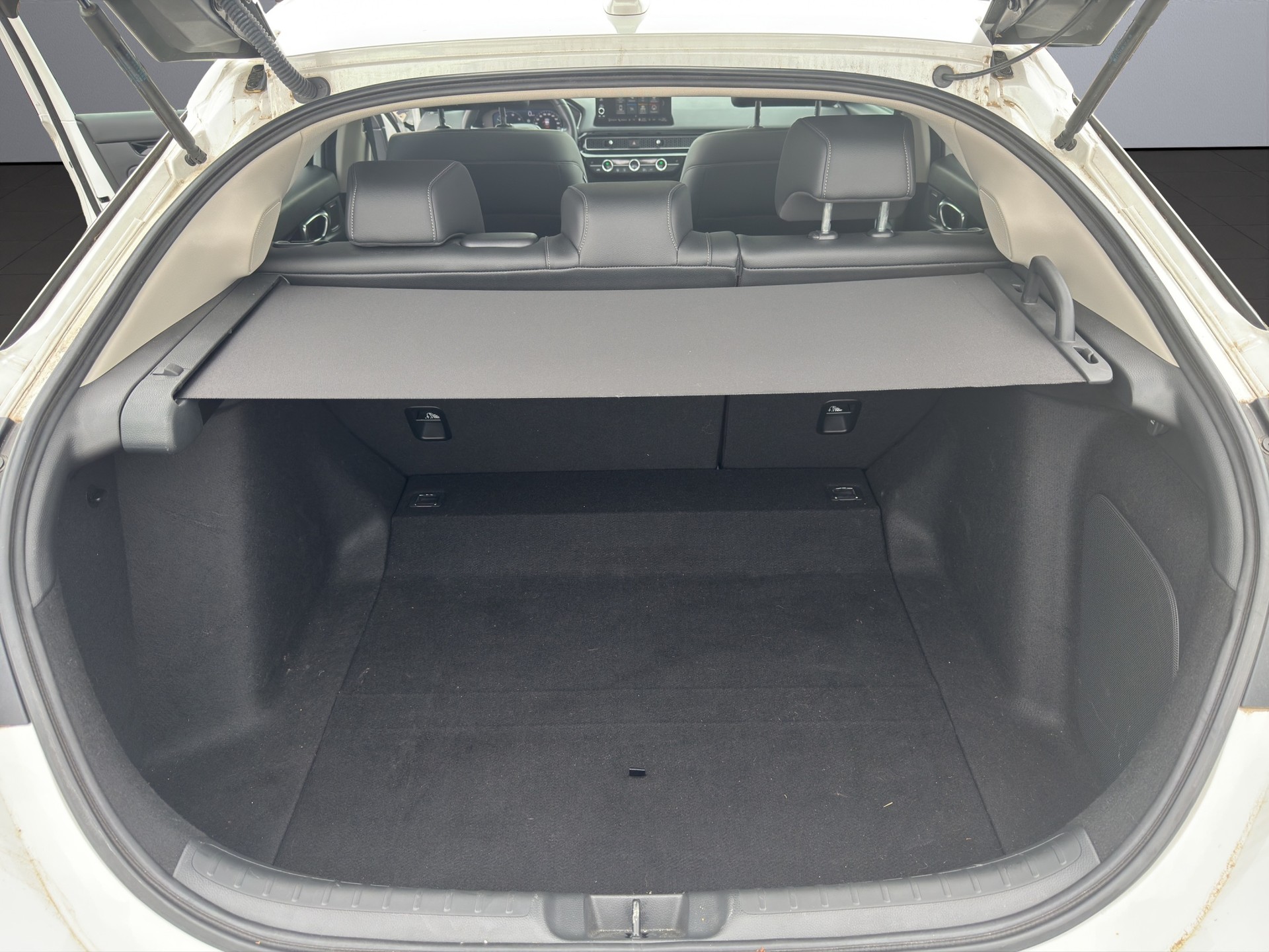 HONDA Civic 2.0 i-MMD Advance-image-12