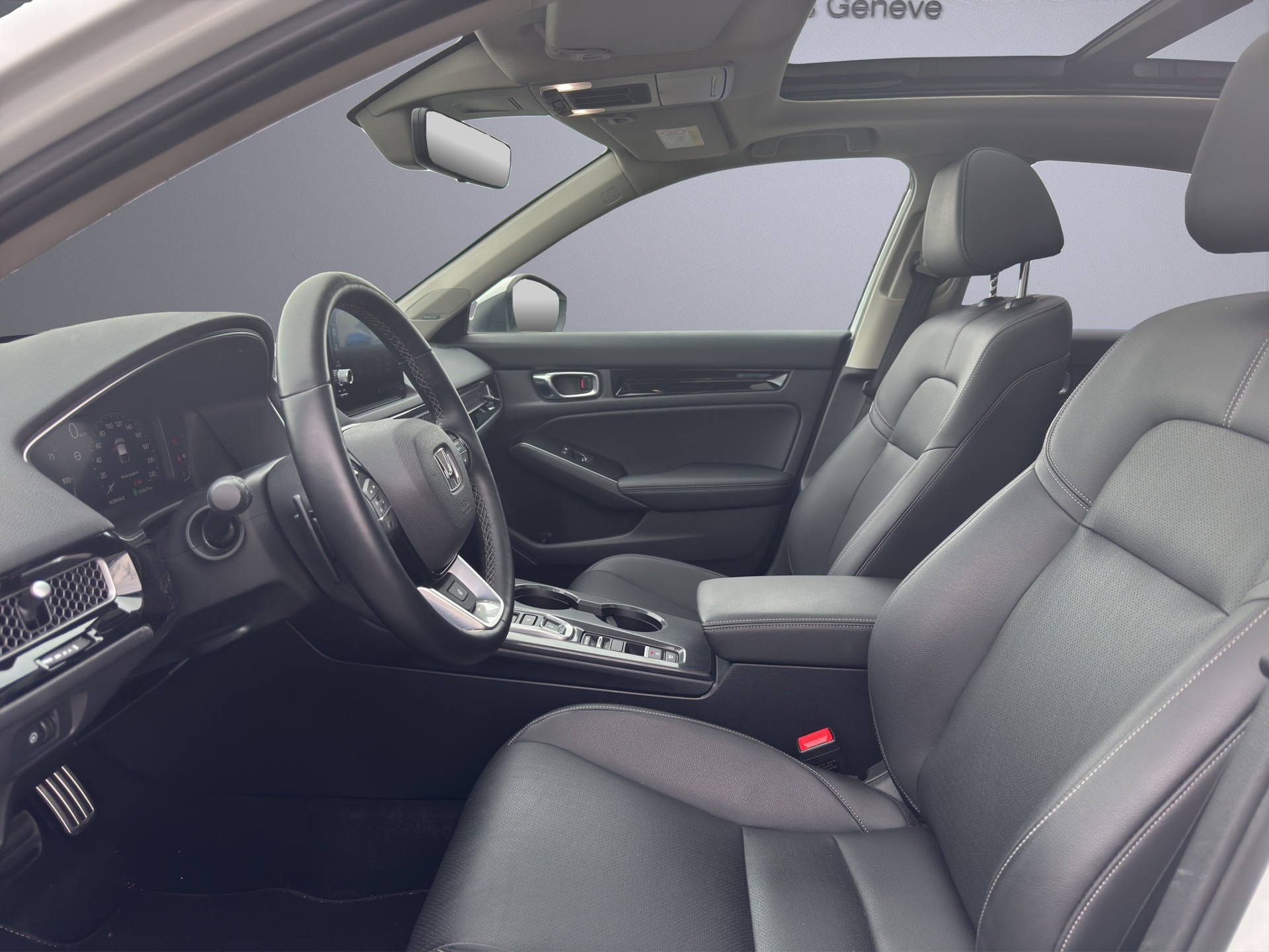 HONDA Civic 2.0 i-MMD Advance-image-11