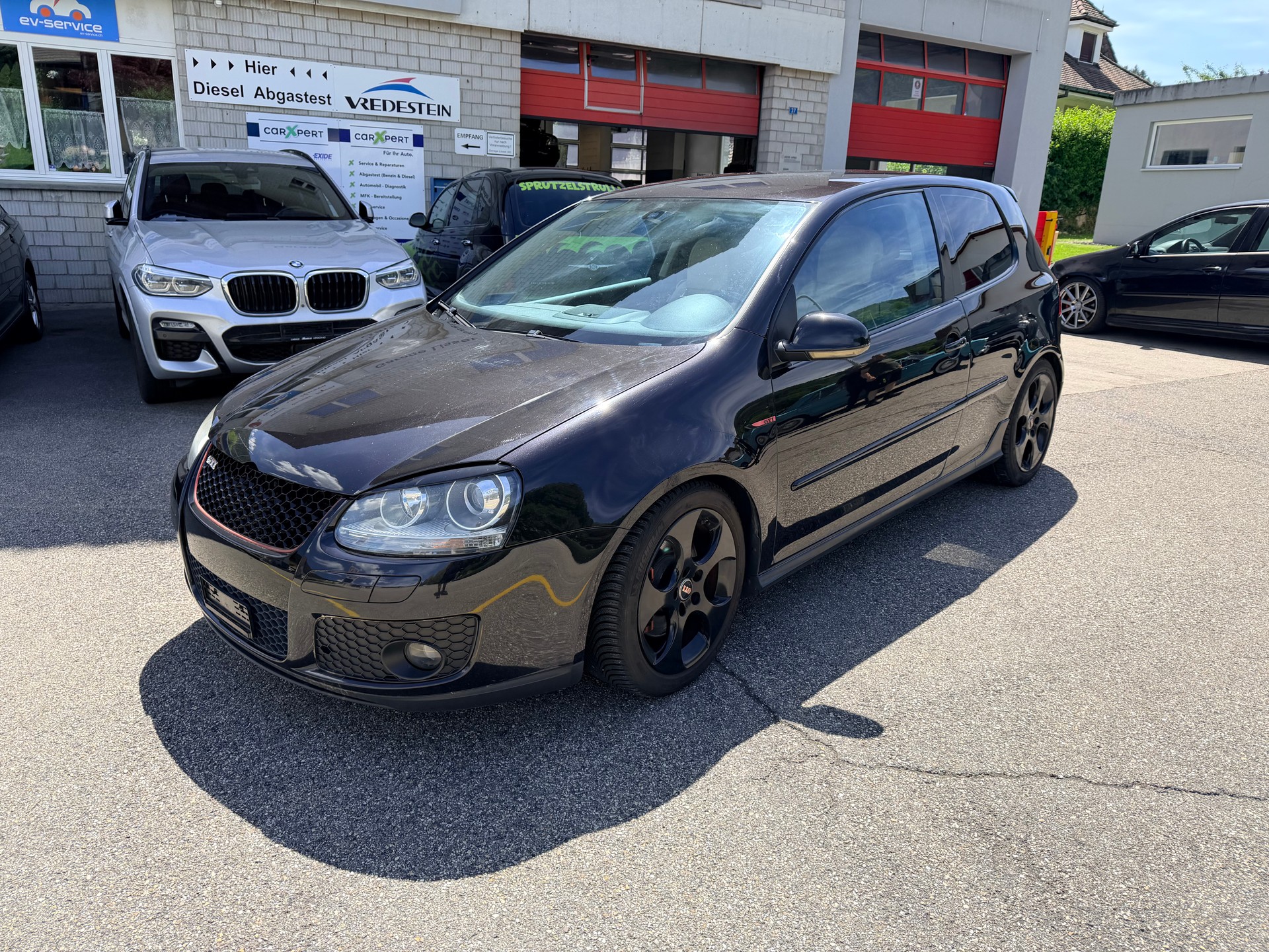 VW Golf 2.0 TFSI GTI-image-0