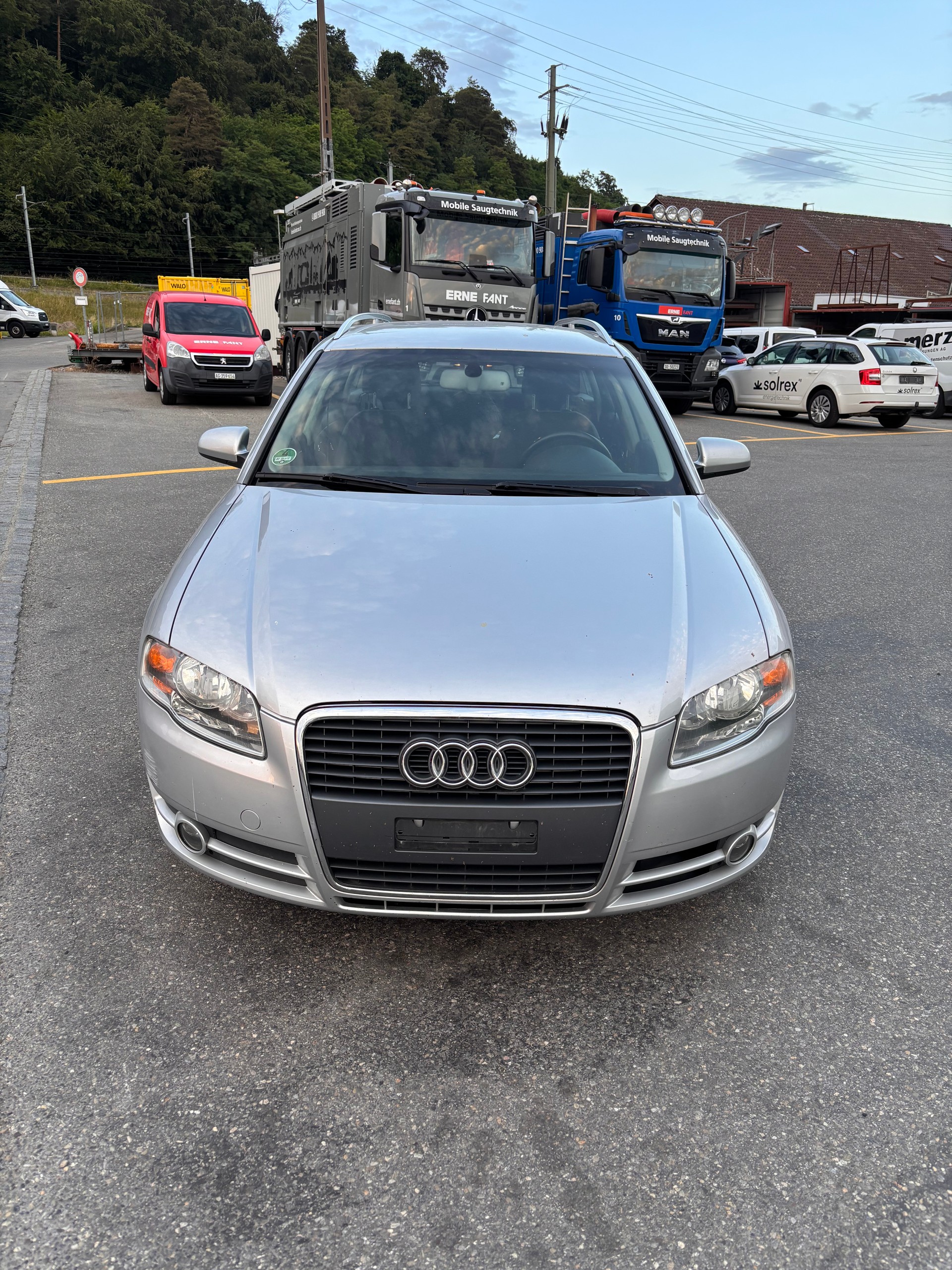 AUDI A4 Avant 2.0 TDI-image-0