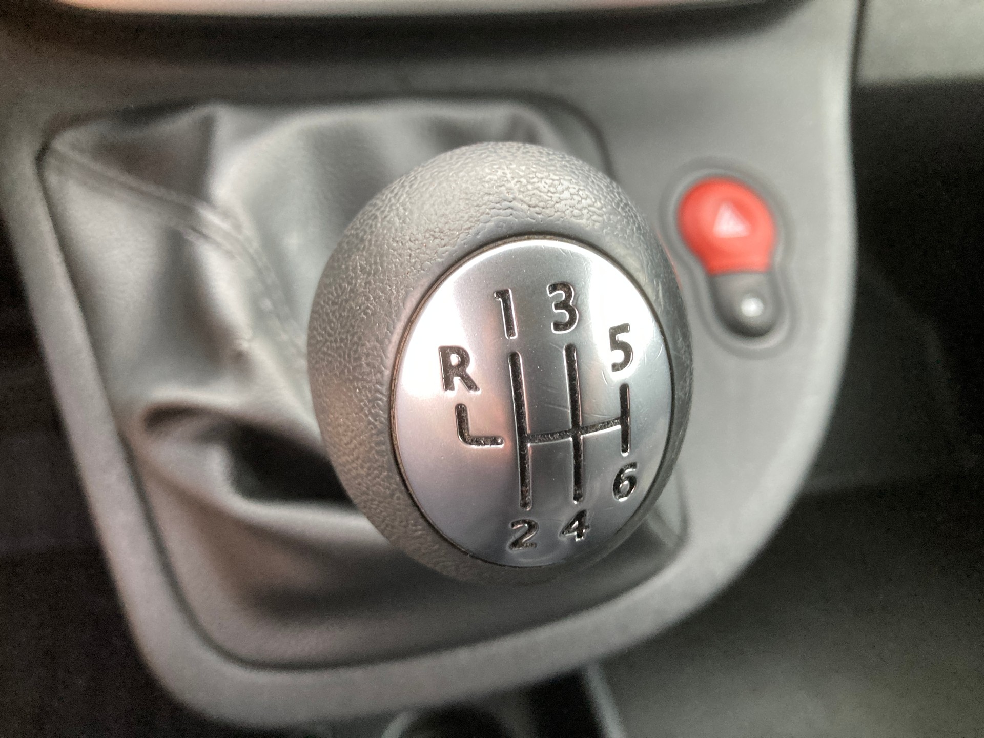 RENAULT Kangoo Medium dCi 95 ENERGY Business-image-10