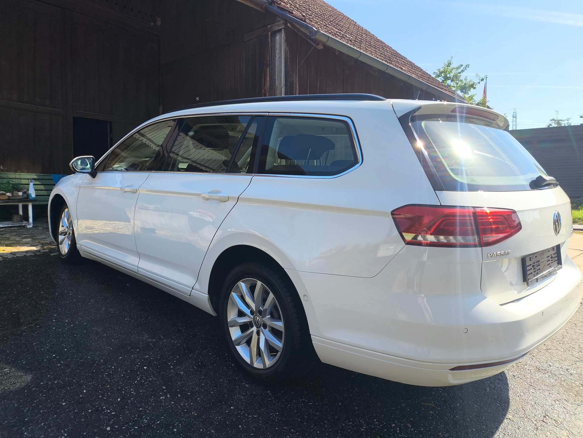 VW Passat Variant 2.0 TDI BMT Highline DSG-image-4