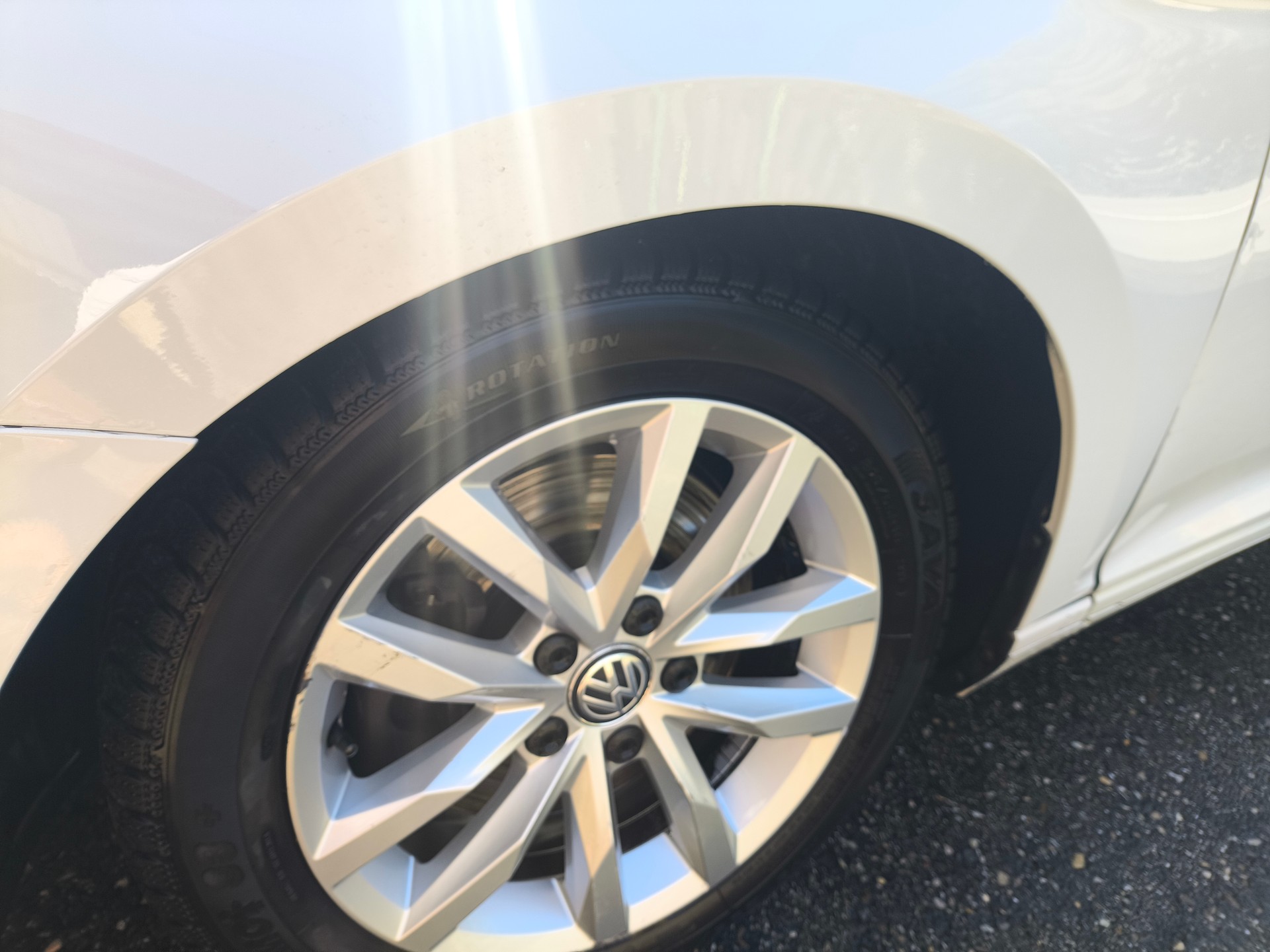 VW Passat Variant 2.0 TDI BMT Highline DSG-image-6