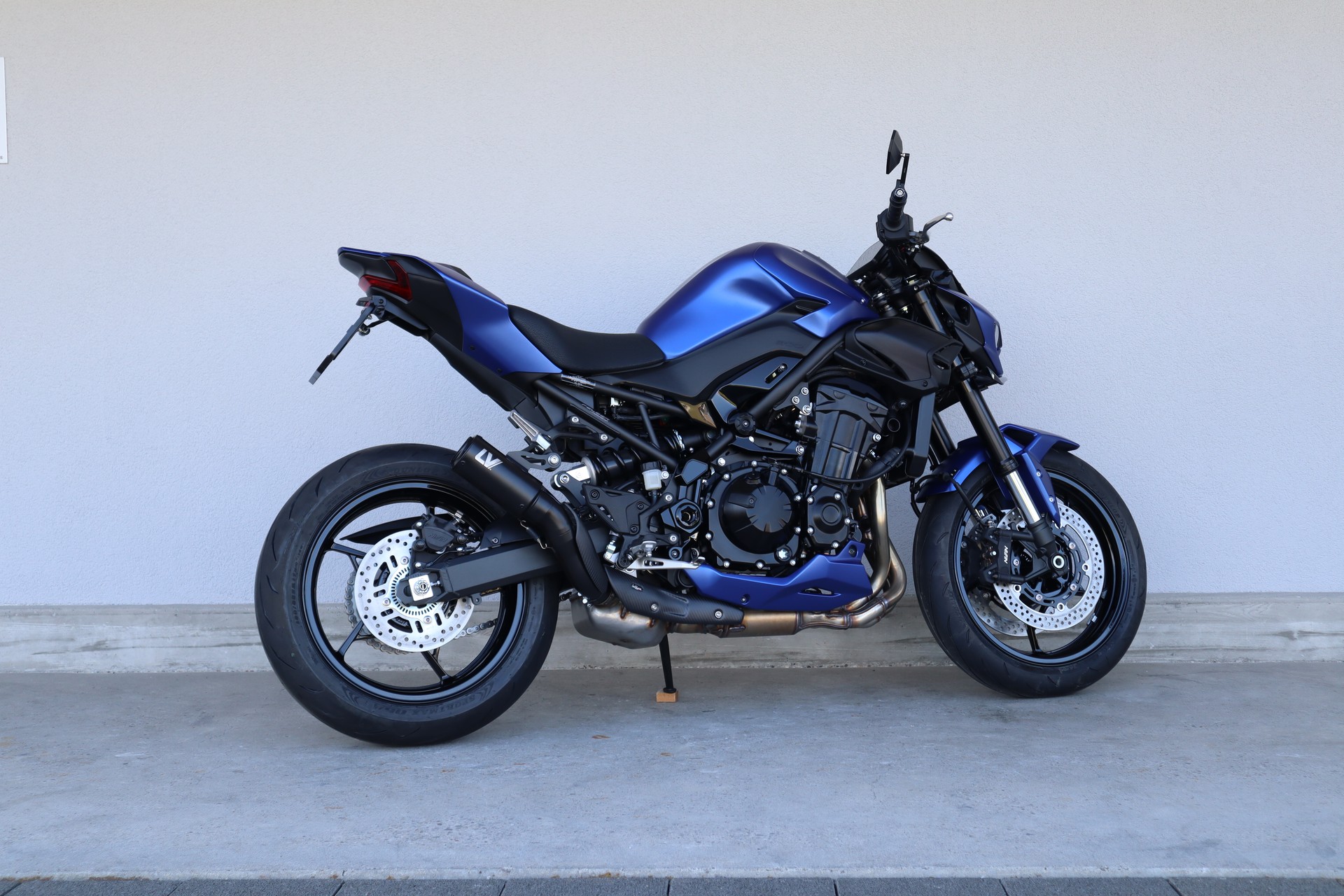 KAWASAKI Z 900 (70kW)-showroom-element-2