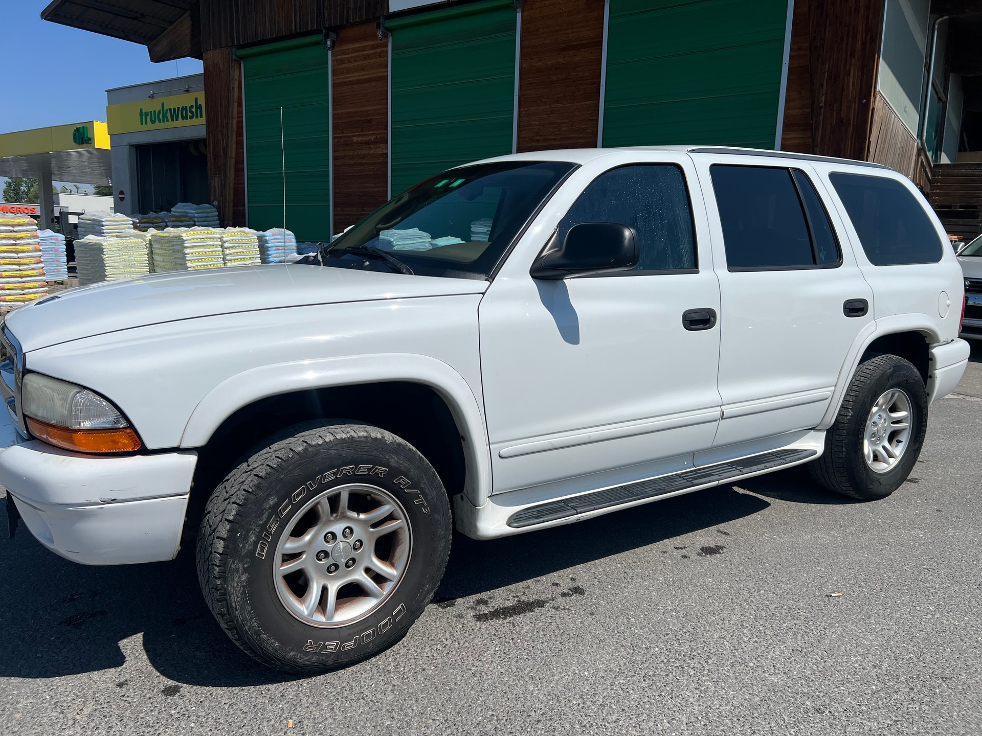 DODGE Durango-image-1