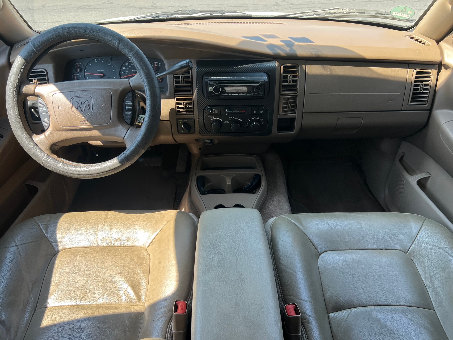 DODGE Durango-image-13