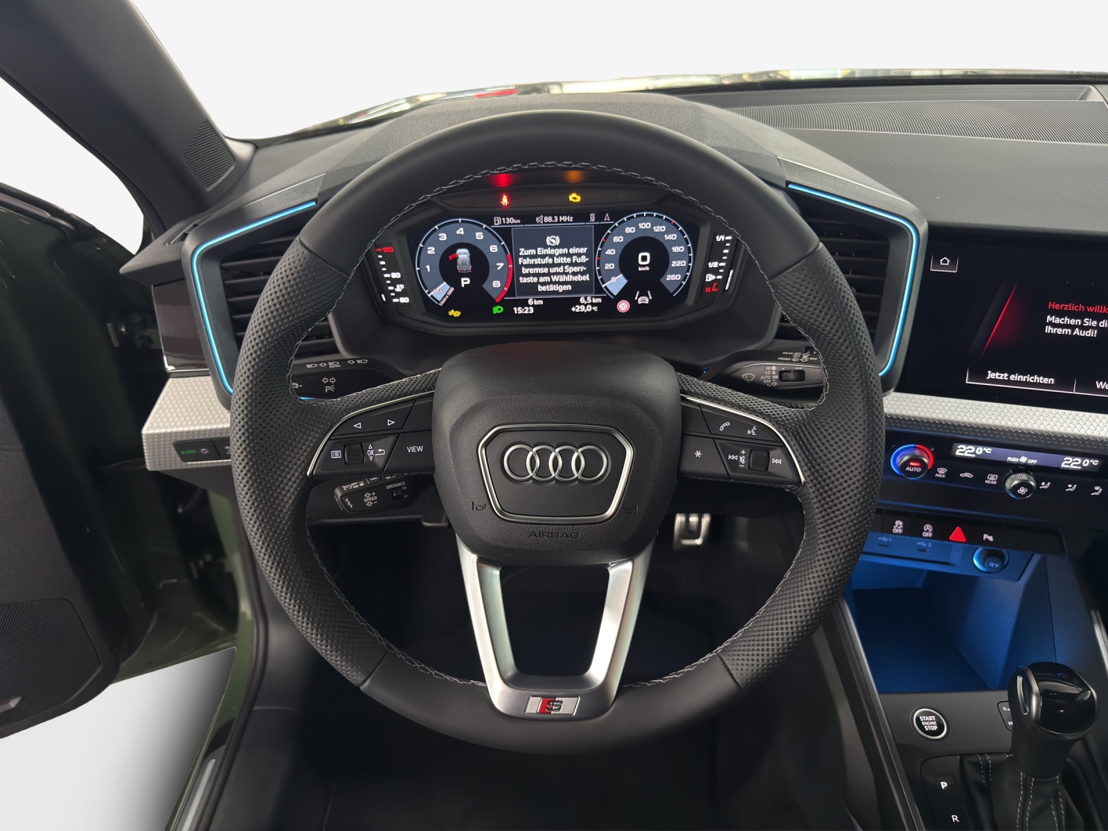 AUDI A1 Sportback 30 TFSI S Line Attraction S-tronic-image-9