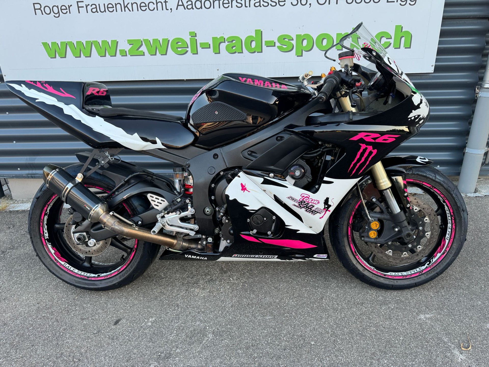 YAMAHA YZF-R6