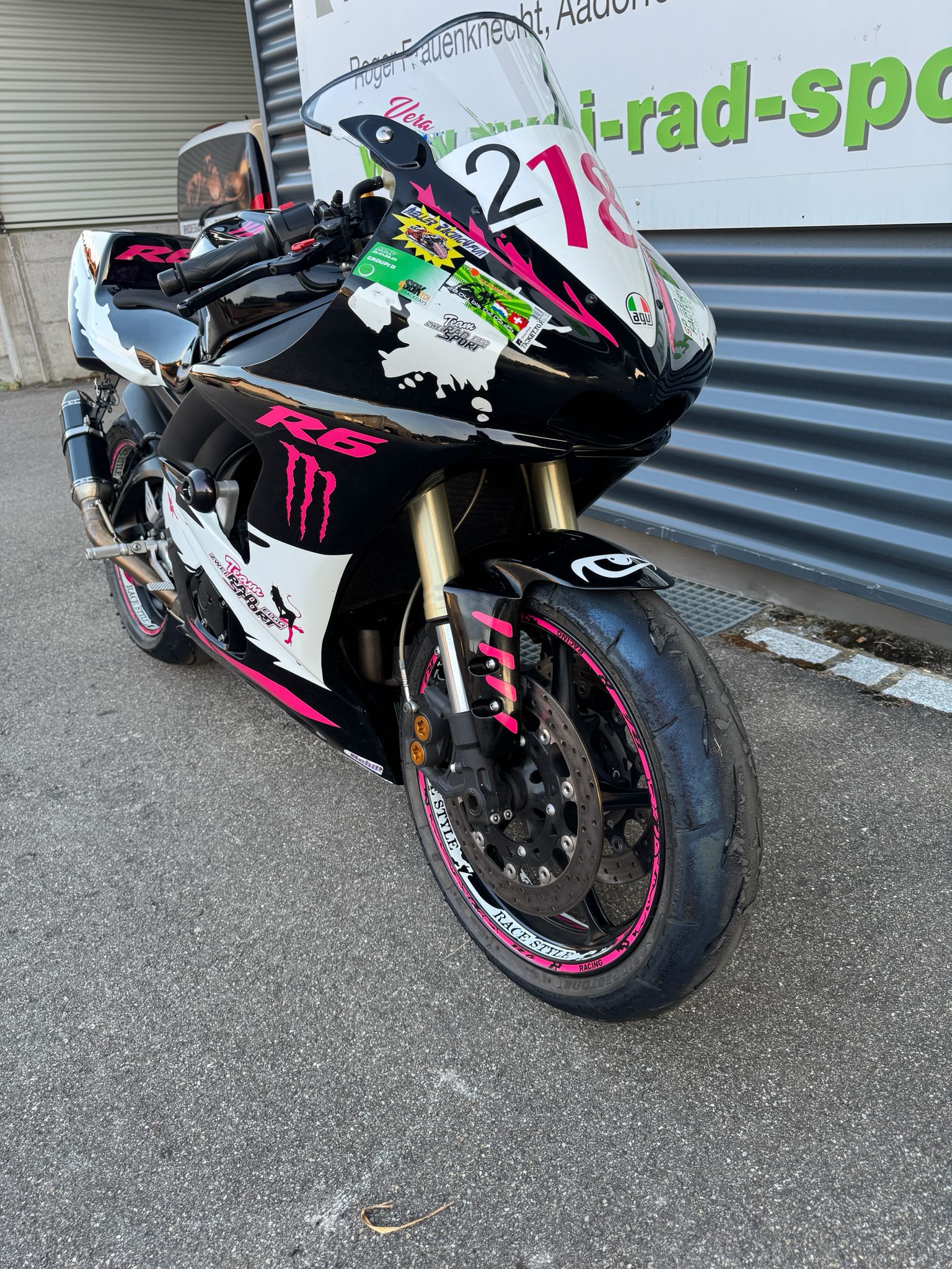 YAMAHA YZF-R6-image-2