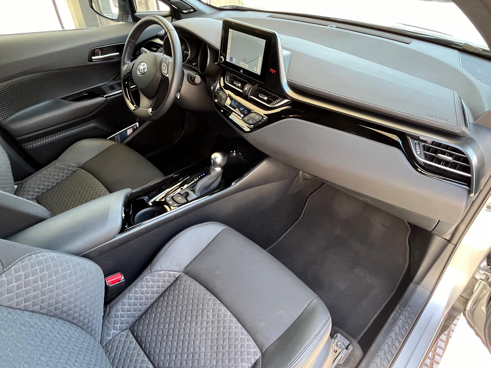 TOYOTA C-HR 1.8 HSD CVT Trend-image-11