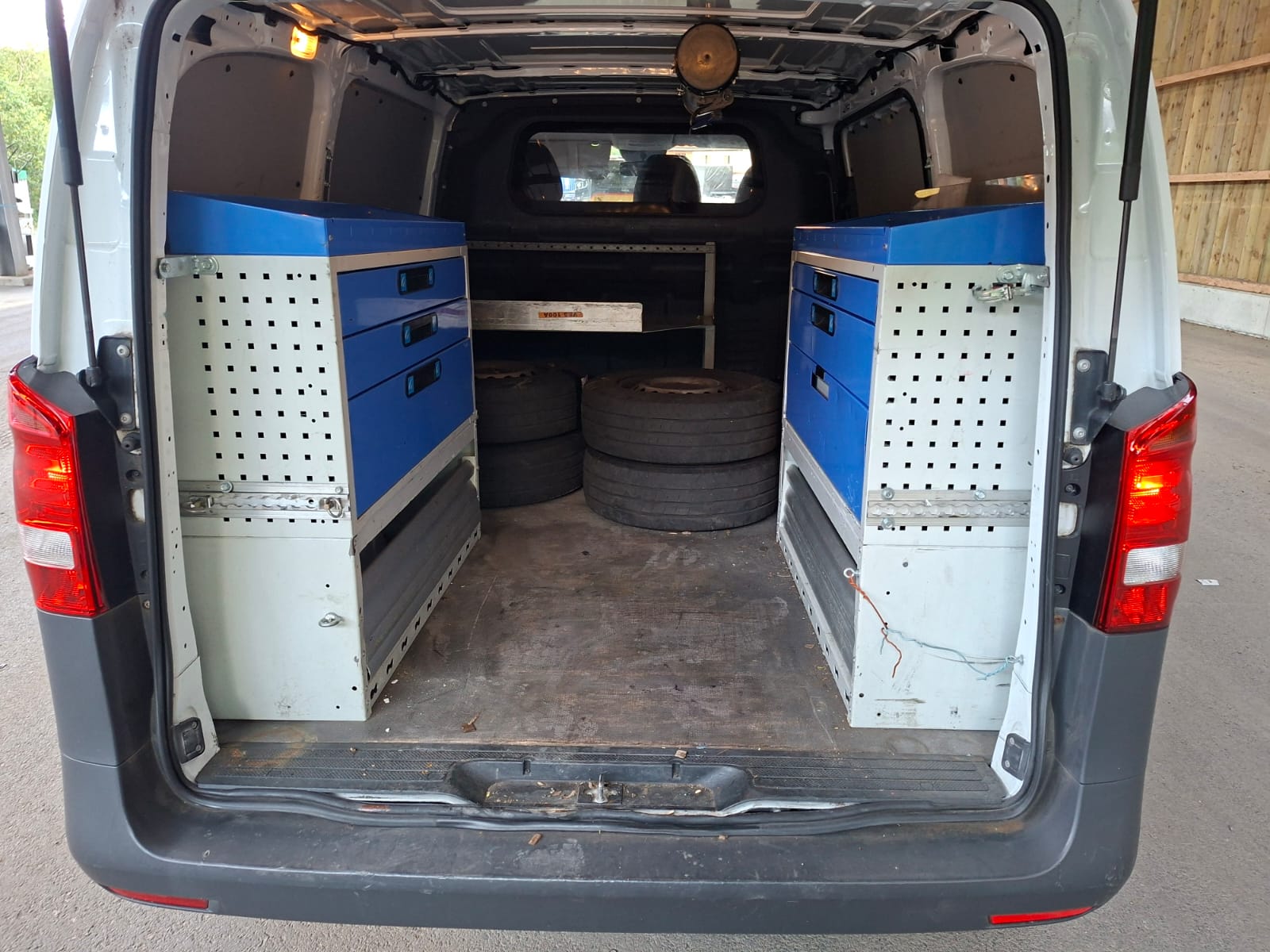 MERCEDES-BENZ Vito 114 CDI EL Euro 5-image-10