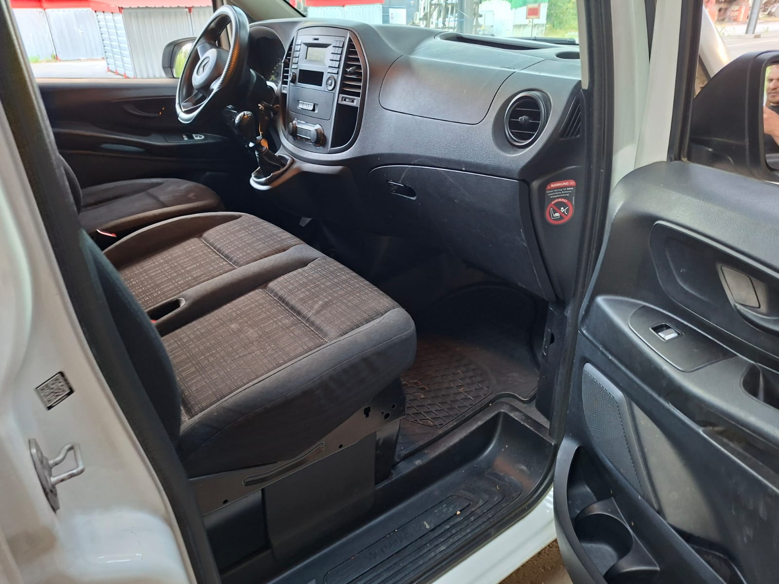 MERCEDES-BENZ Vito 114 CDI EL Euro 5-image-14