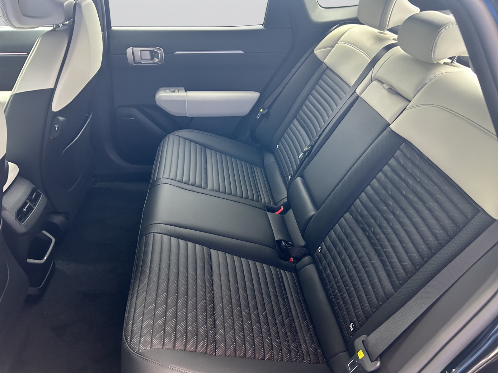 KIA EV4 Fastback 81 kWh GT-Line-image-7
