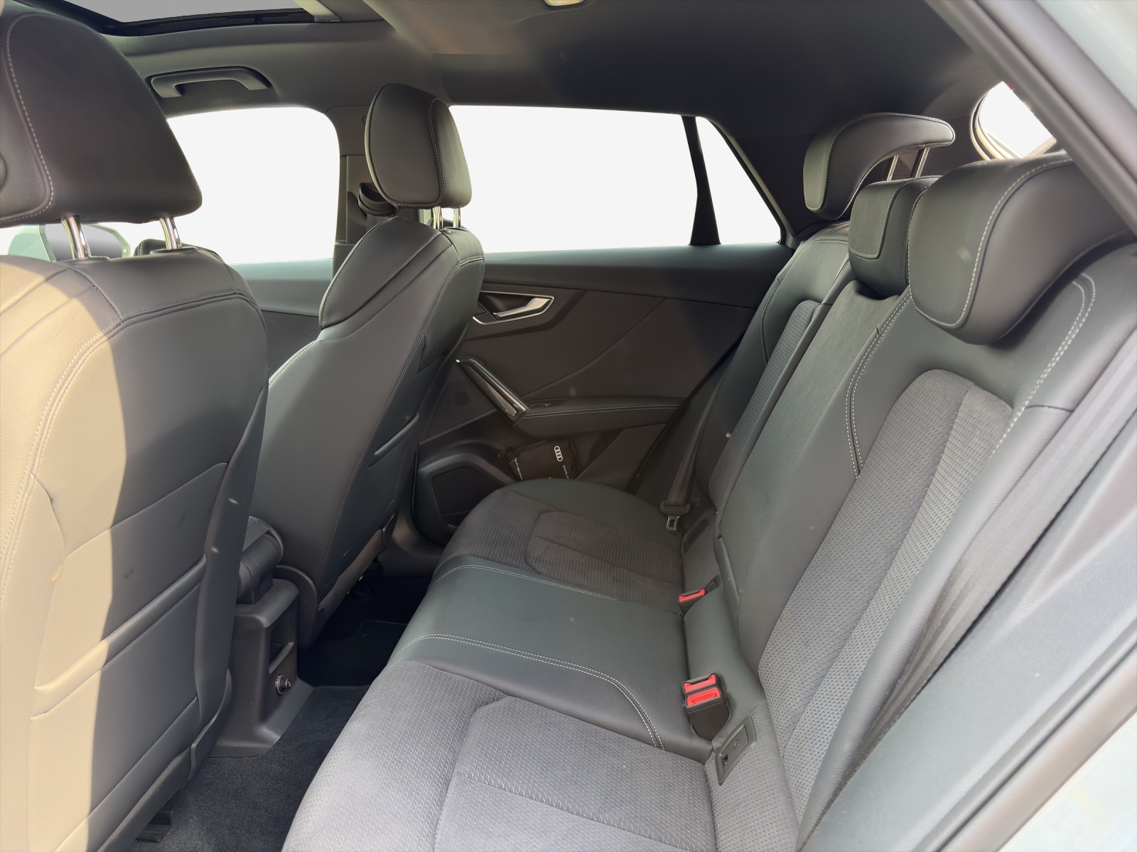 AUDI Q2 40 TFSI S line Attraction quattro S-tronic-image-11