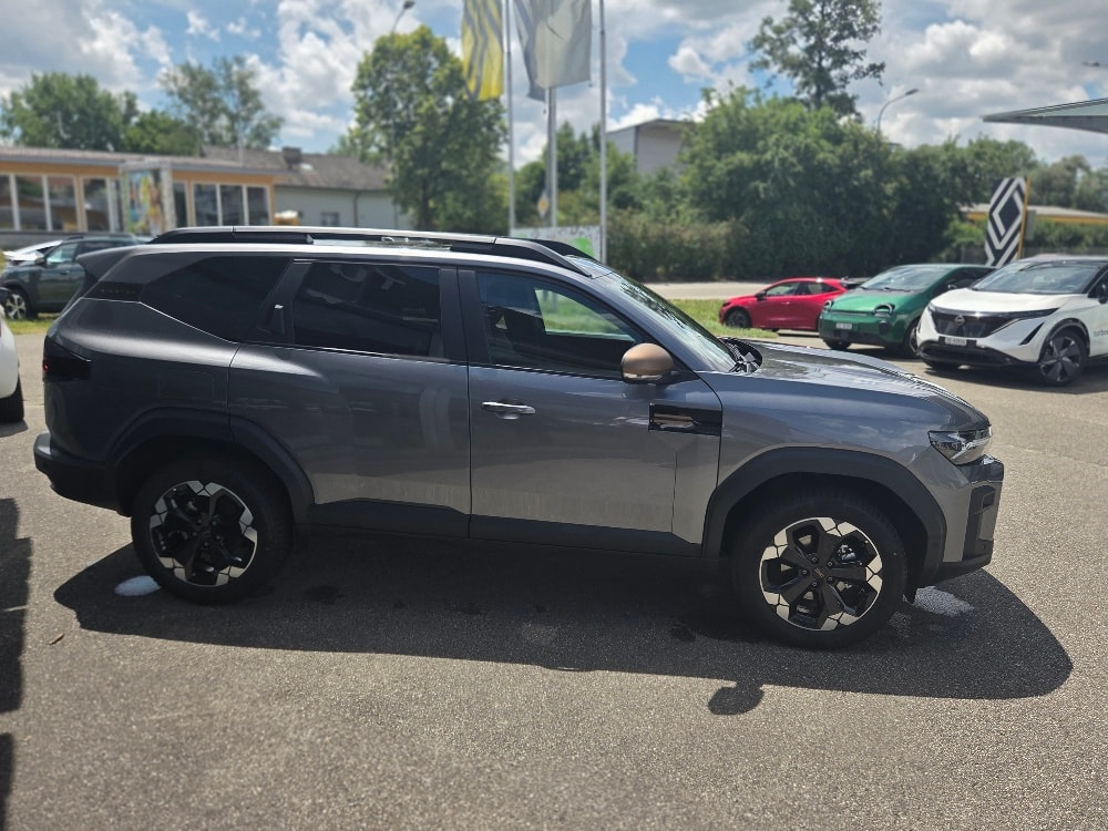 DACIA Bigster TCe 150 48V Extreme 4x4 Automat-image-5
