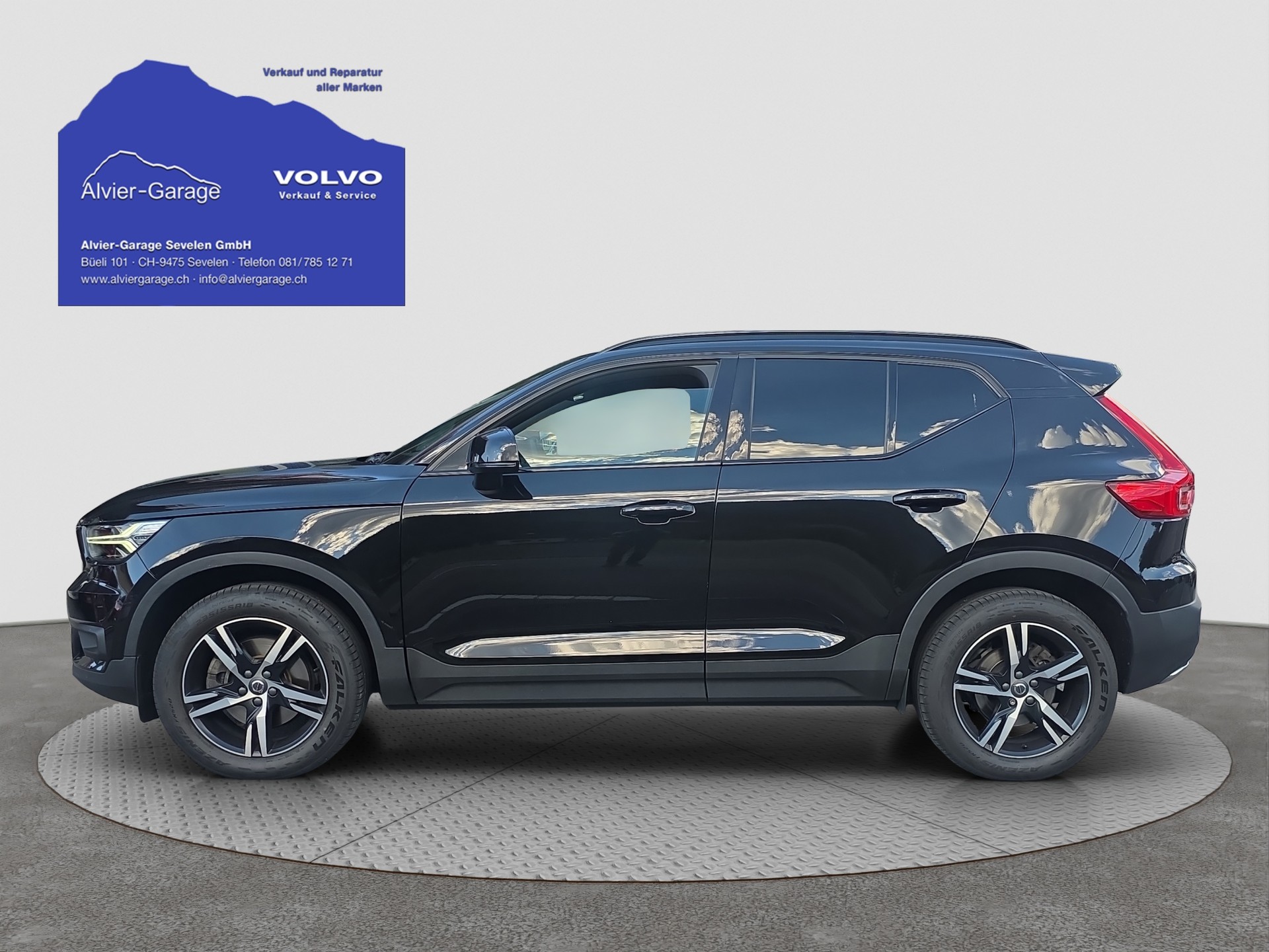 VOLVO XC40 T5 AWD R-Design Geartronic-image-1
