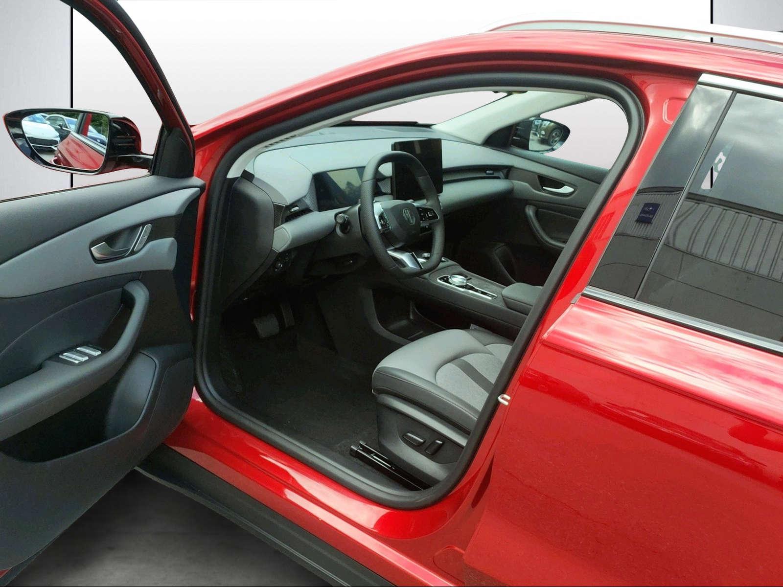 MG S5 EV 64 kWh Luxury-image-5