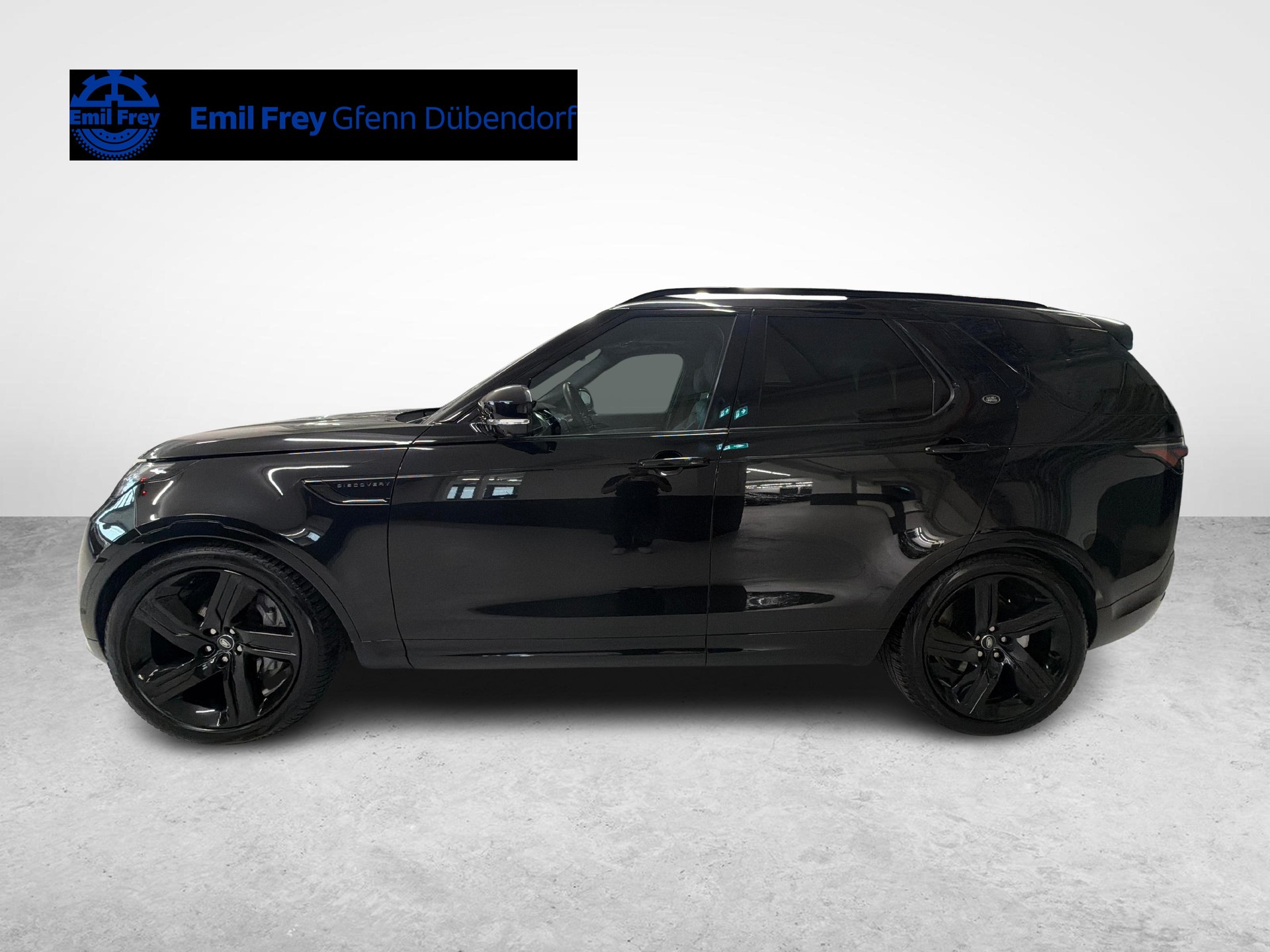 LAND ROVER Discovery 3.0 D I6 300 Dynamic HSE-image-5