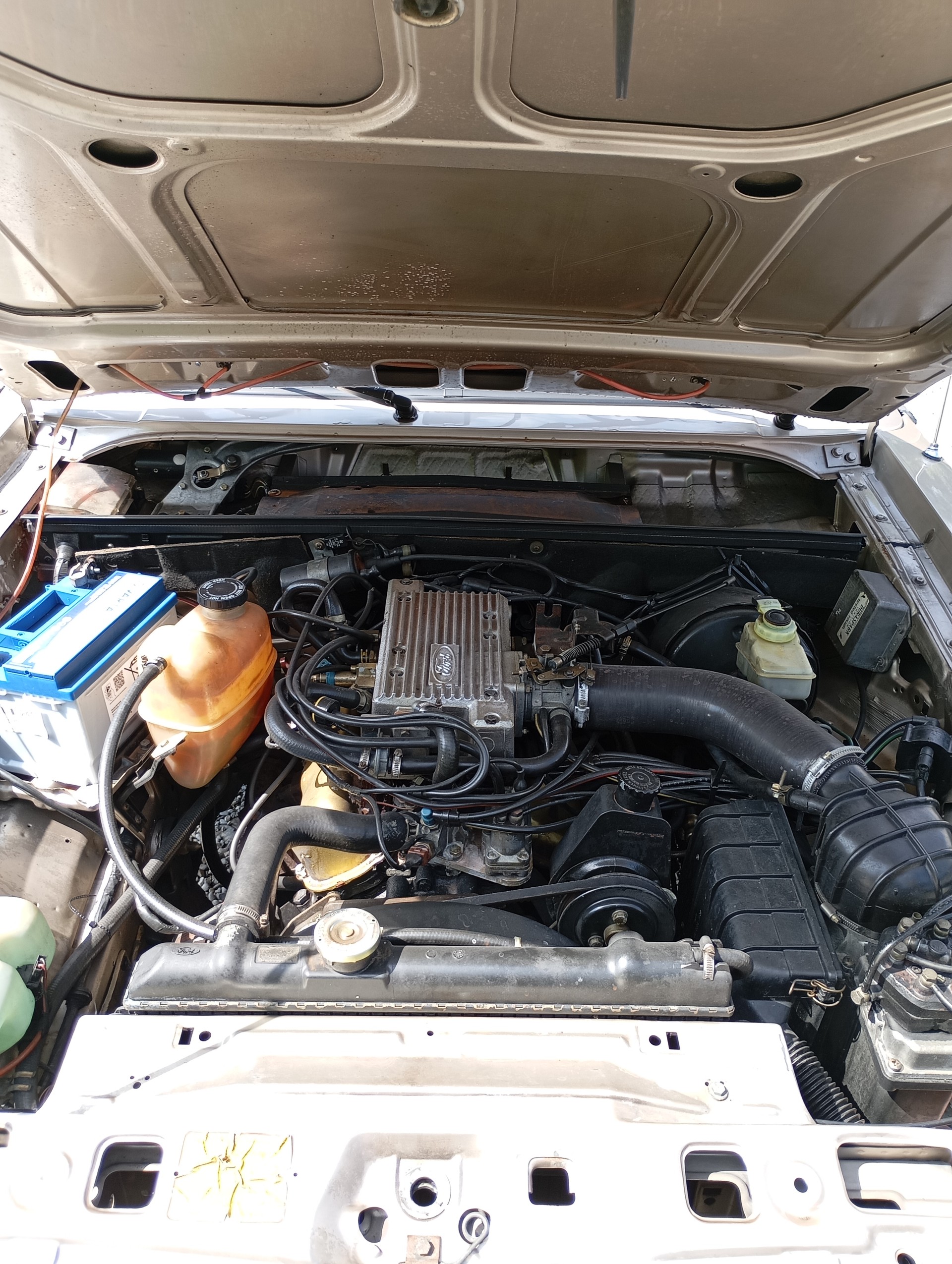 FORD Granada 2800i L Confort-image-21