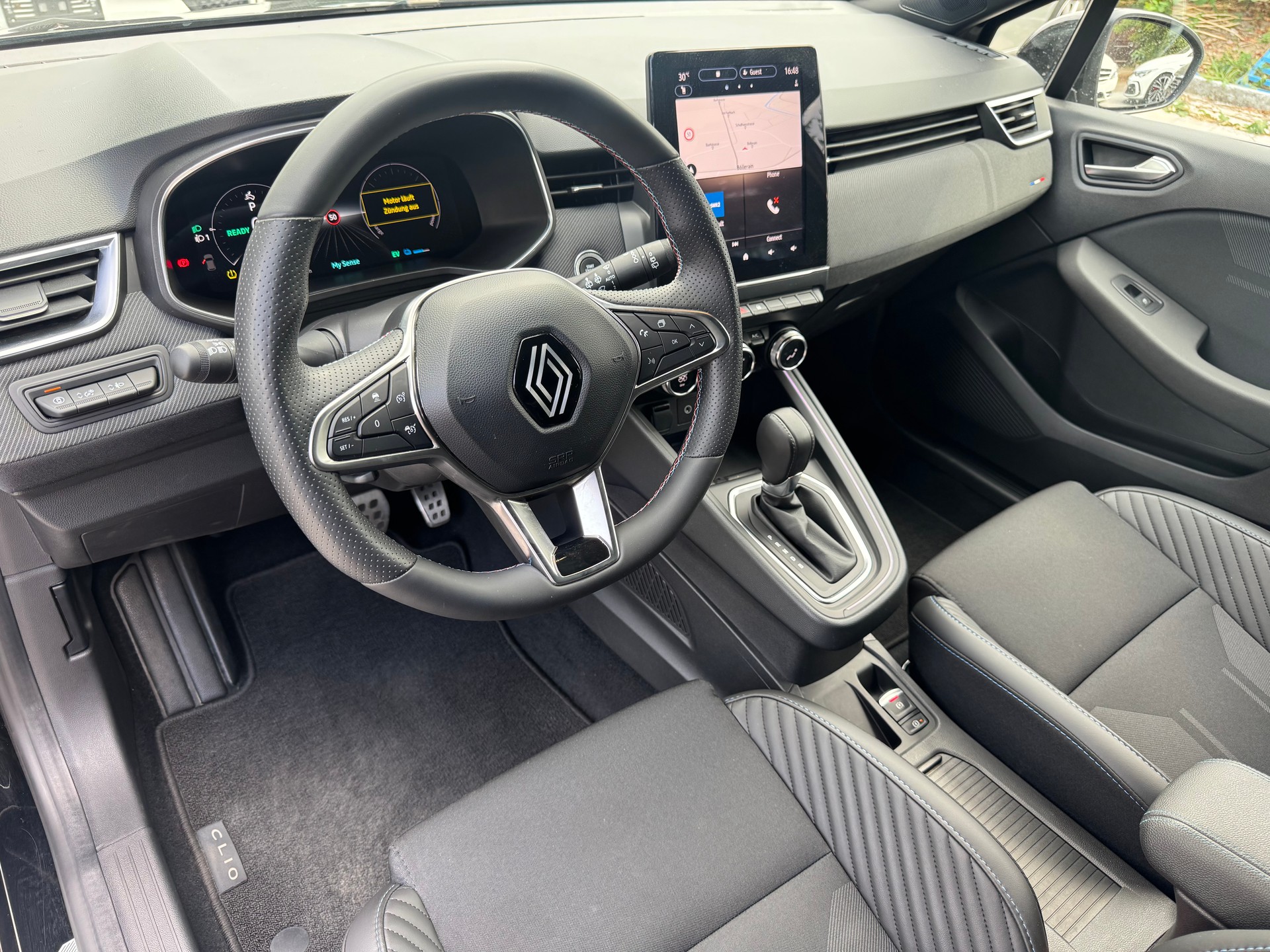 RENAULT CLIO 1.6 E-TECH *ALPINE*-image-4
