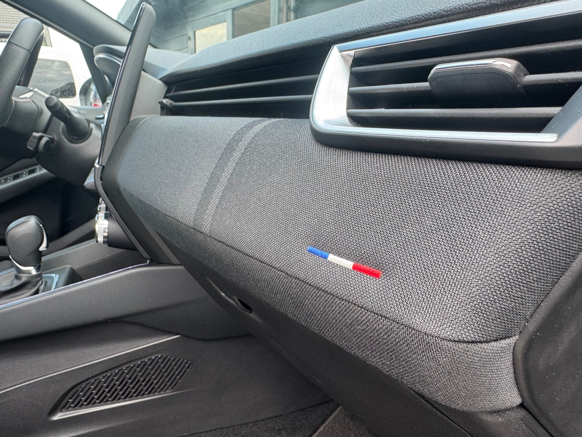 RENAULT CLIO 1.6 E-TECH *ALPINE*-image-8