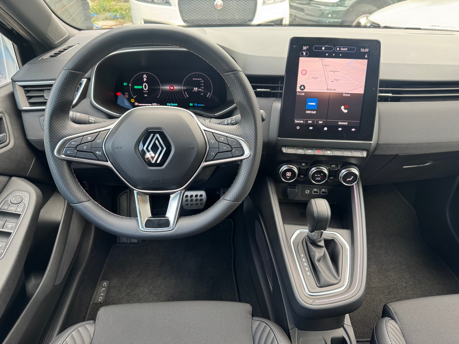 RENAULT CLIO 1.6 E-TECH *ALPINE*-image-5