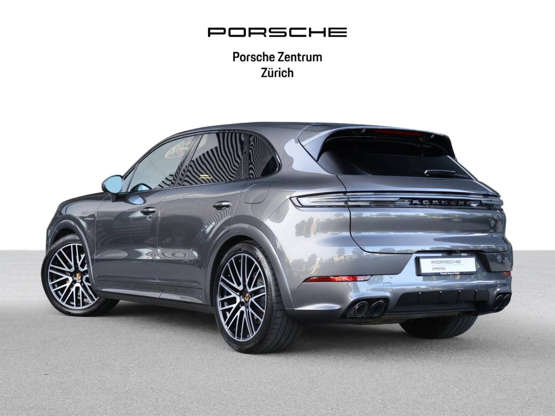 PORSCHE Cayenne E-Hybrid-showroom-element-2